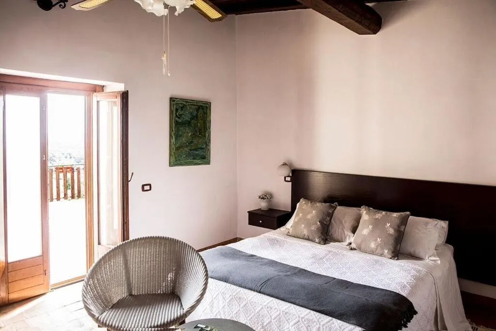 Bed in Casale San Pietro