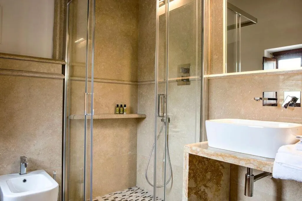 Bathroom in Casale San Pietro