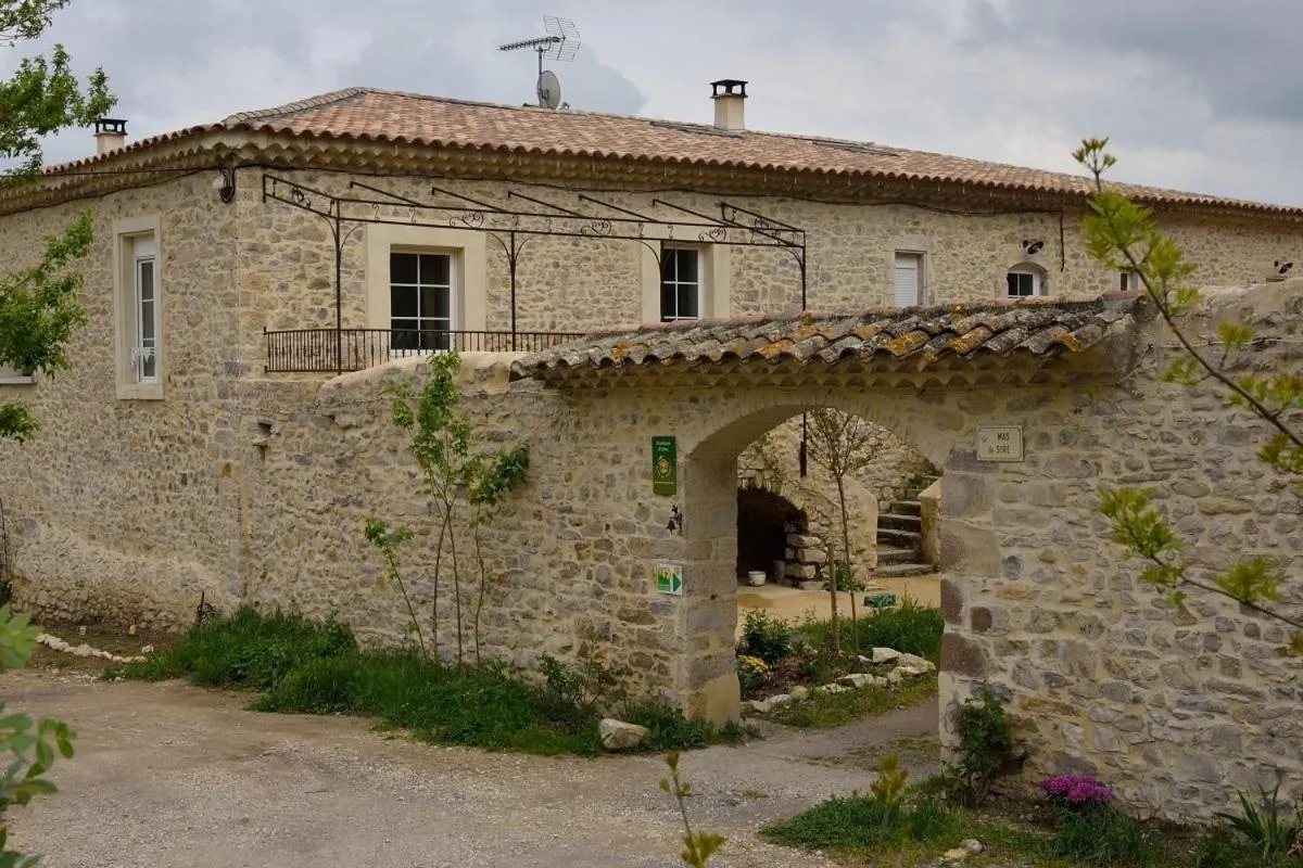 Facade/entrance in Chambres d'hôtes au Mas du Sire