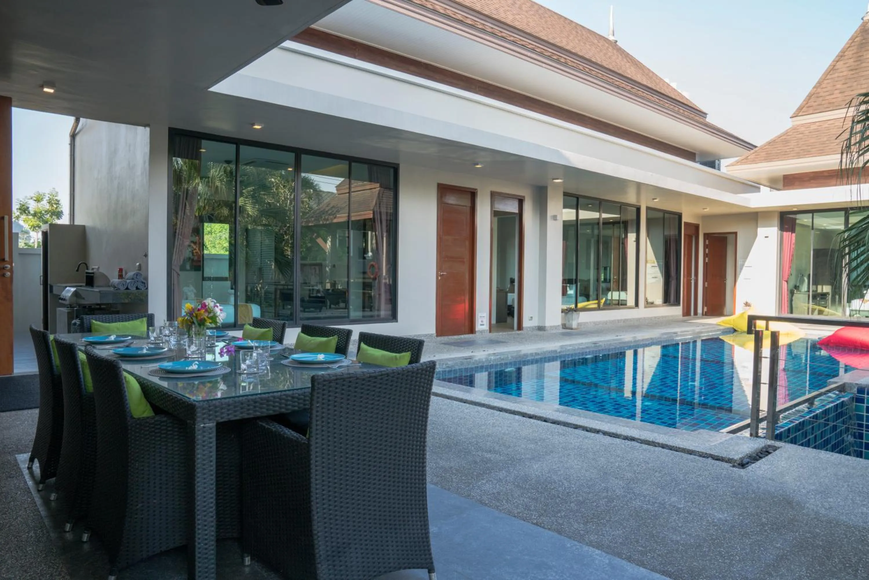 Swimming pool in Narintara Private Pool Villas - Free Tuk-Tuk Service to the Beach!