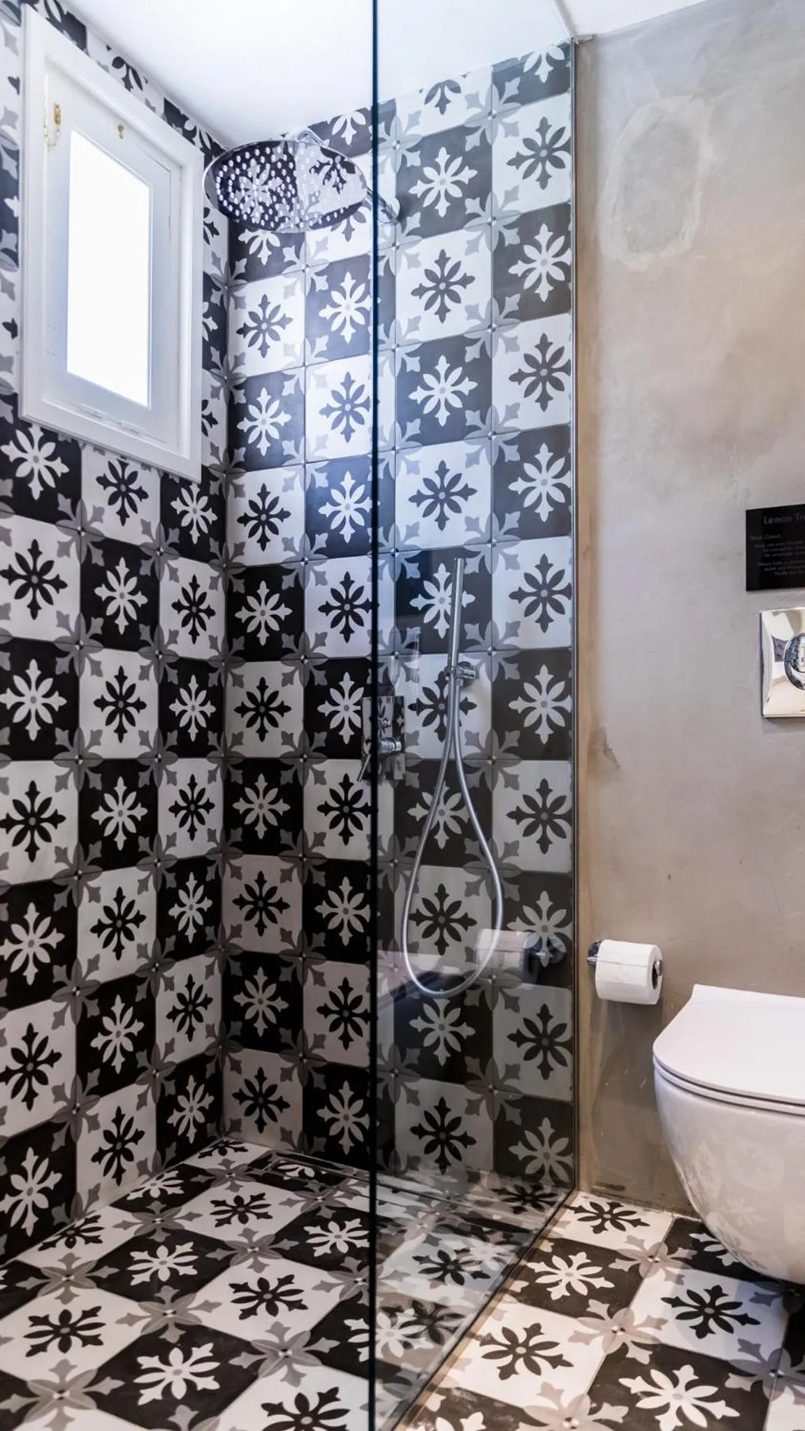 Shower in Lemon Tree House