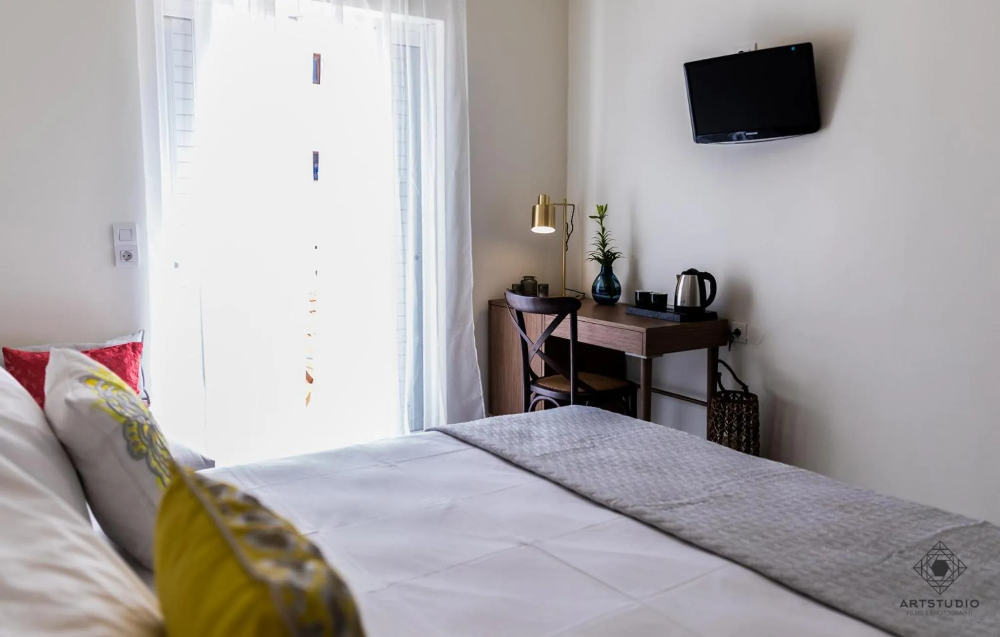 TV and multimedia, Bed in Lemon Tree House