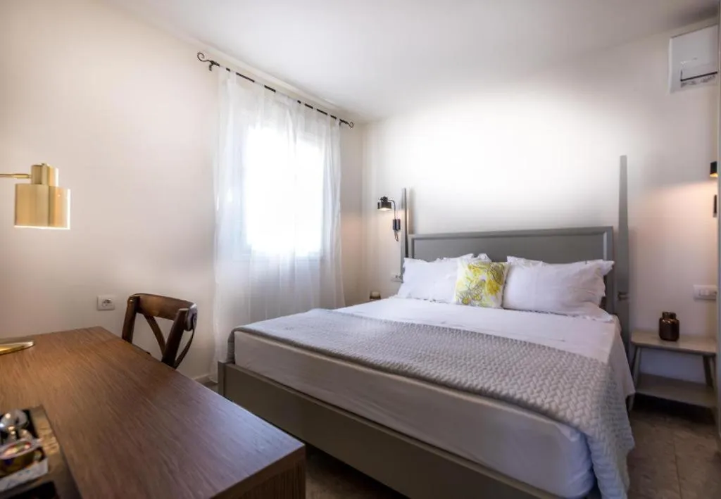 Bedroom, Bed in Lemon Tree House