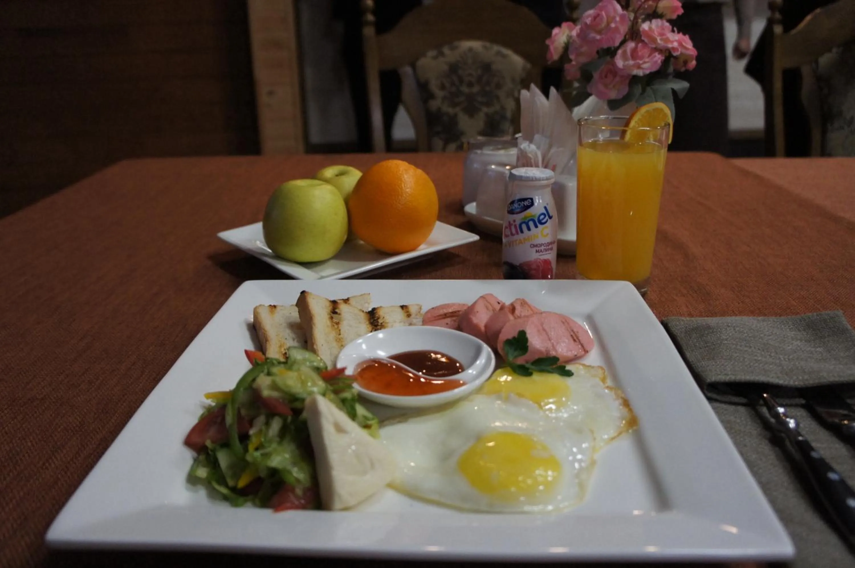 Food and drinks in Guest House Chalet