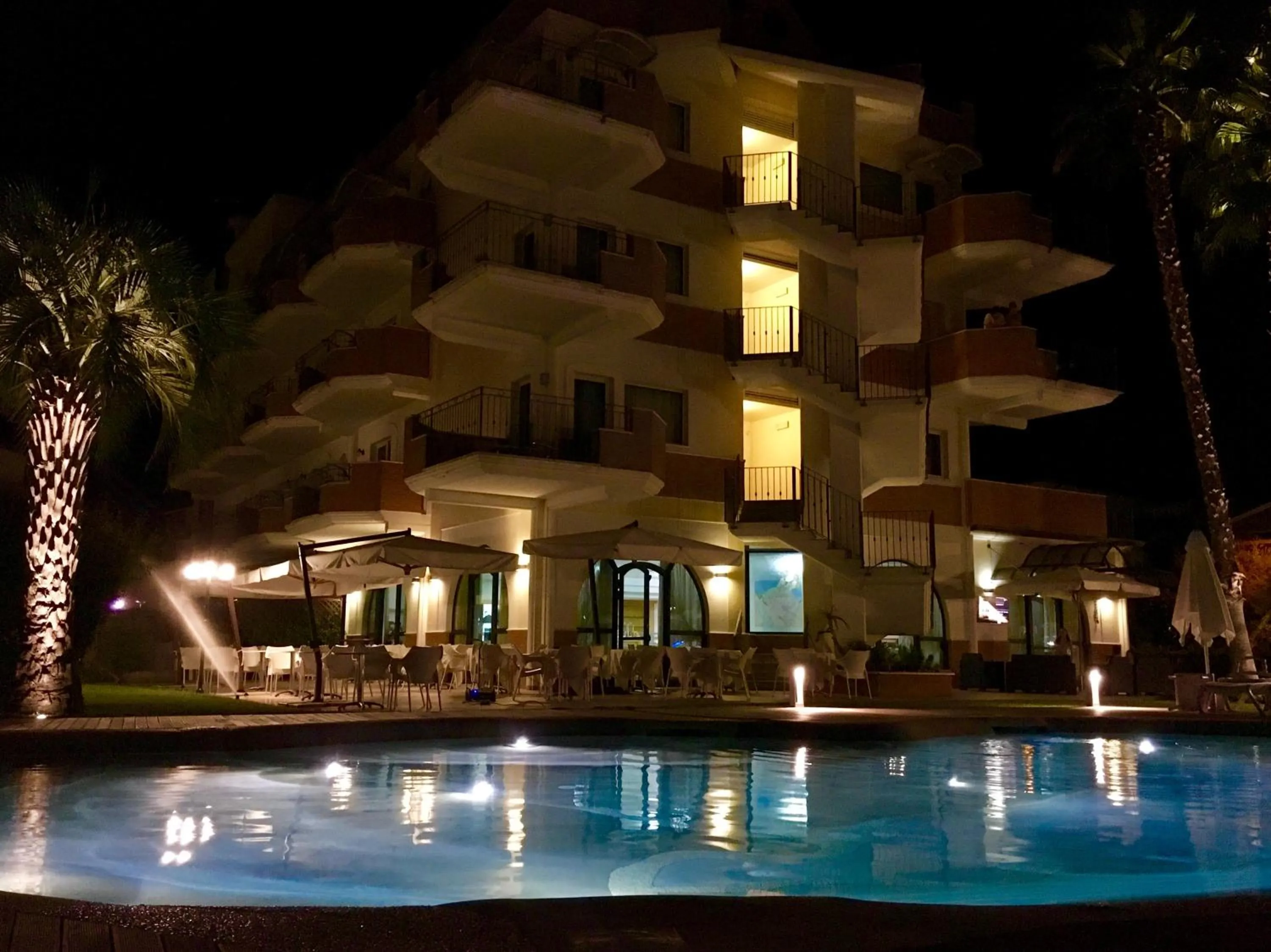 Facade/entrance in Almaluna Hotel & Resort