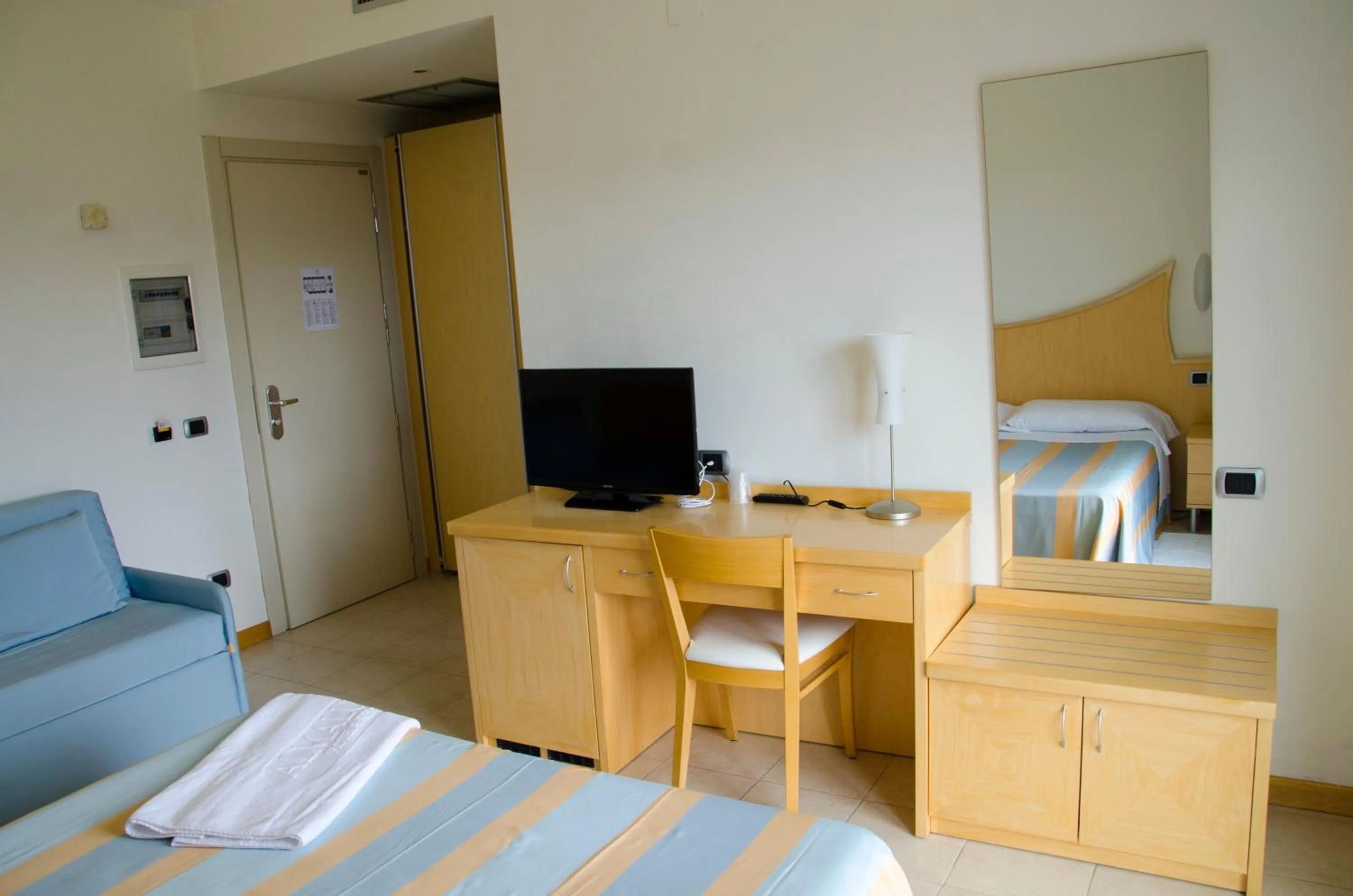 Photo of the whole room in Almaluna Hotel & Resort