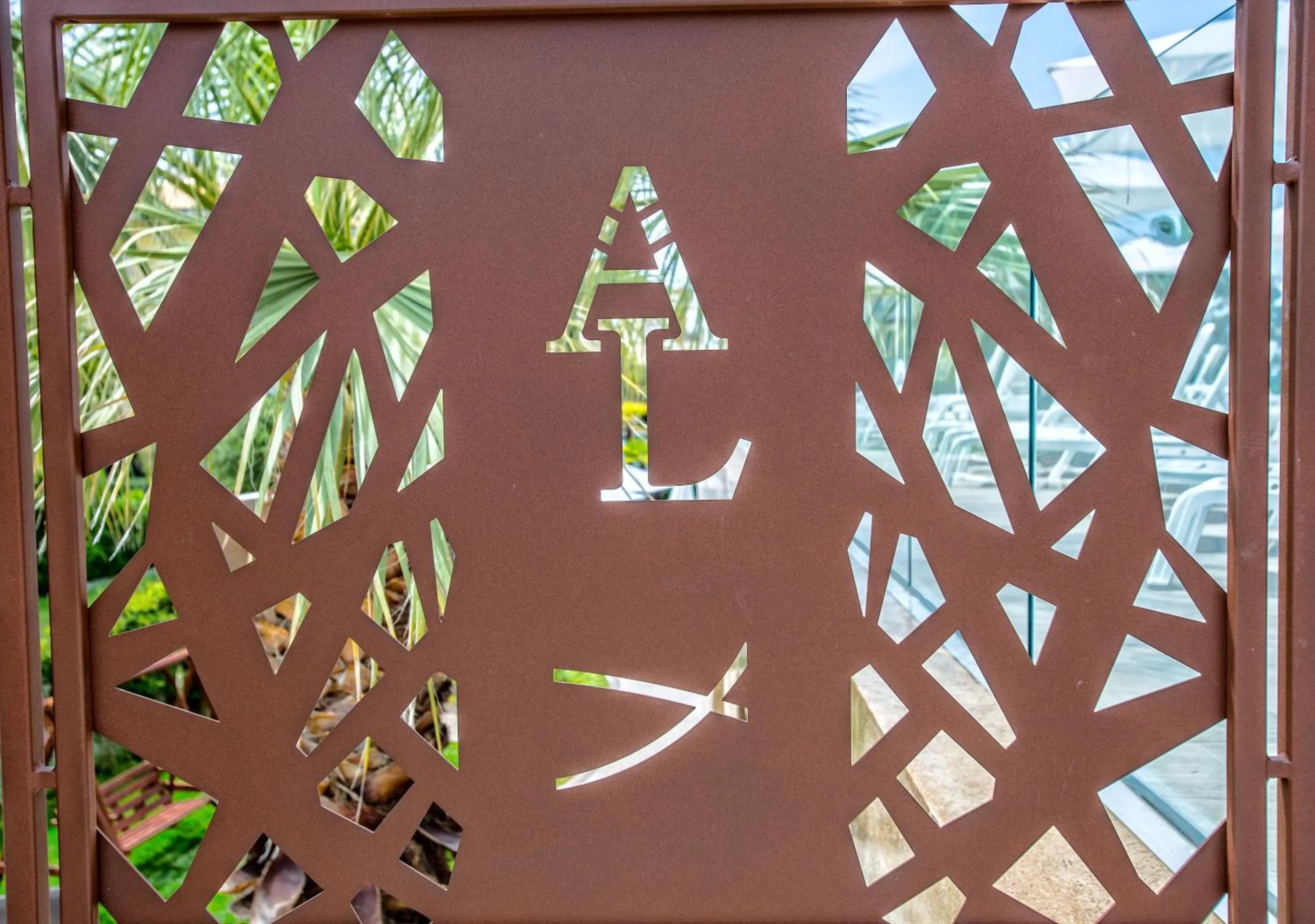 Decorative detail in Almaluna Hotel & Resort