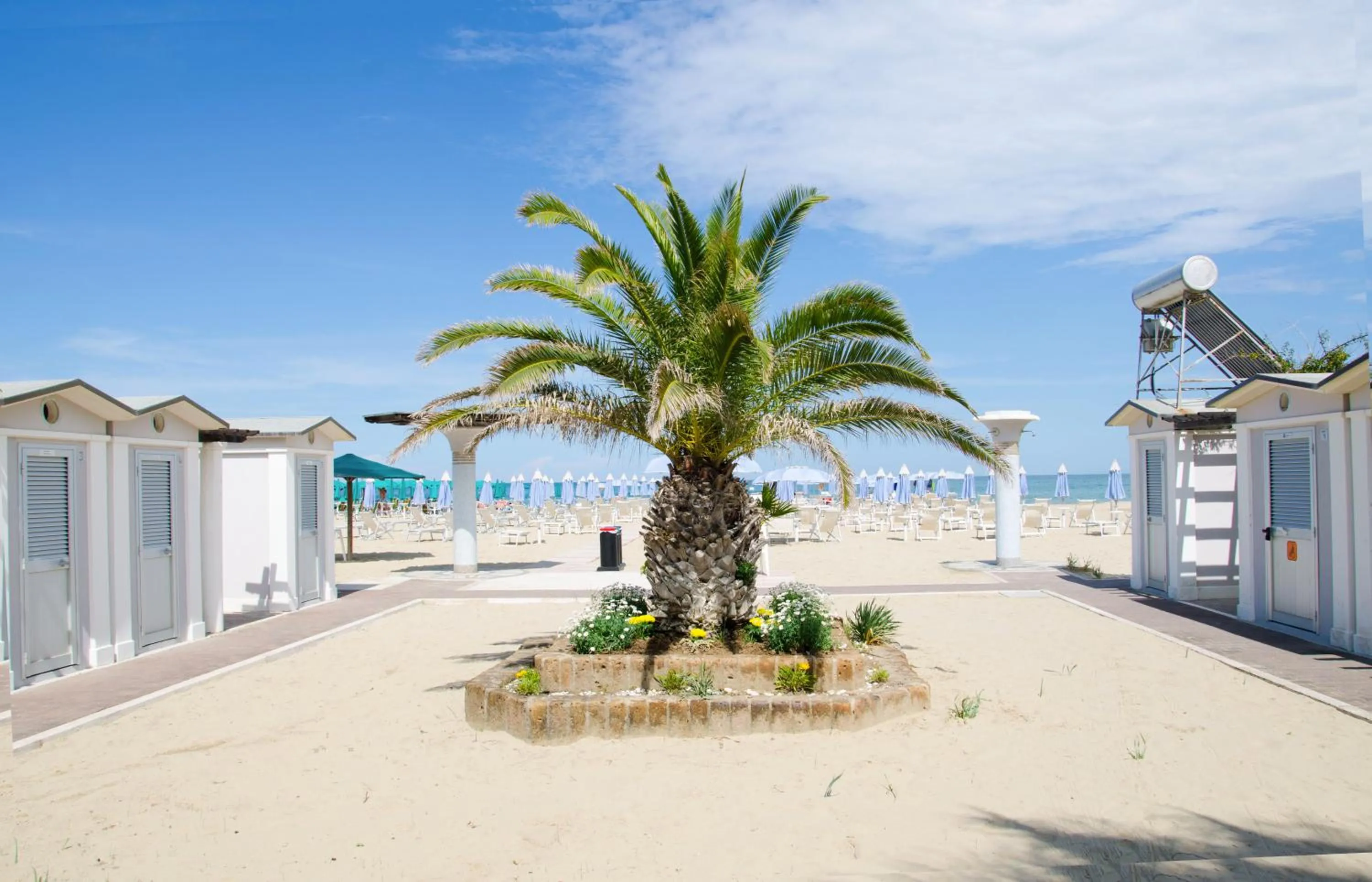 Day in Almaluna Hotel & Resort