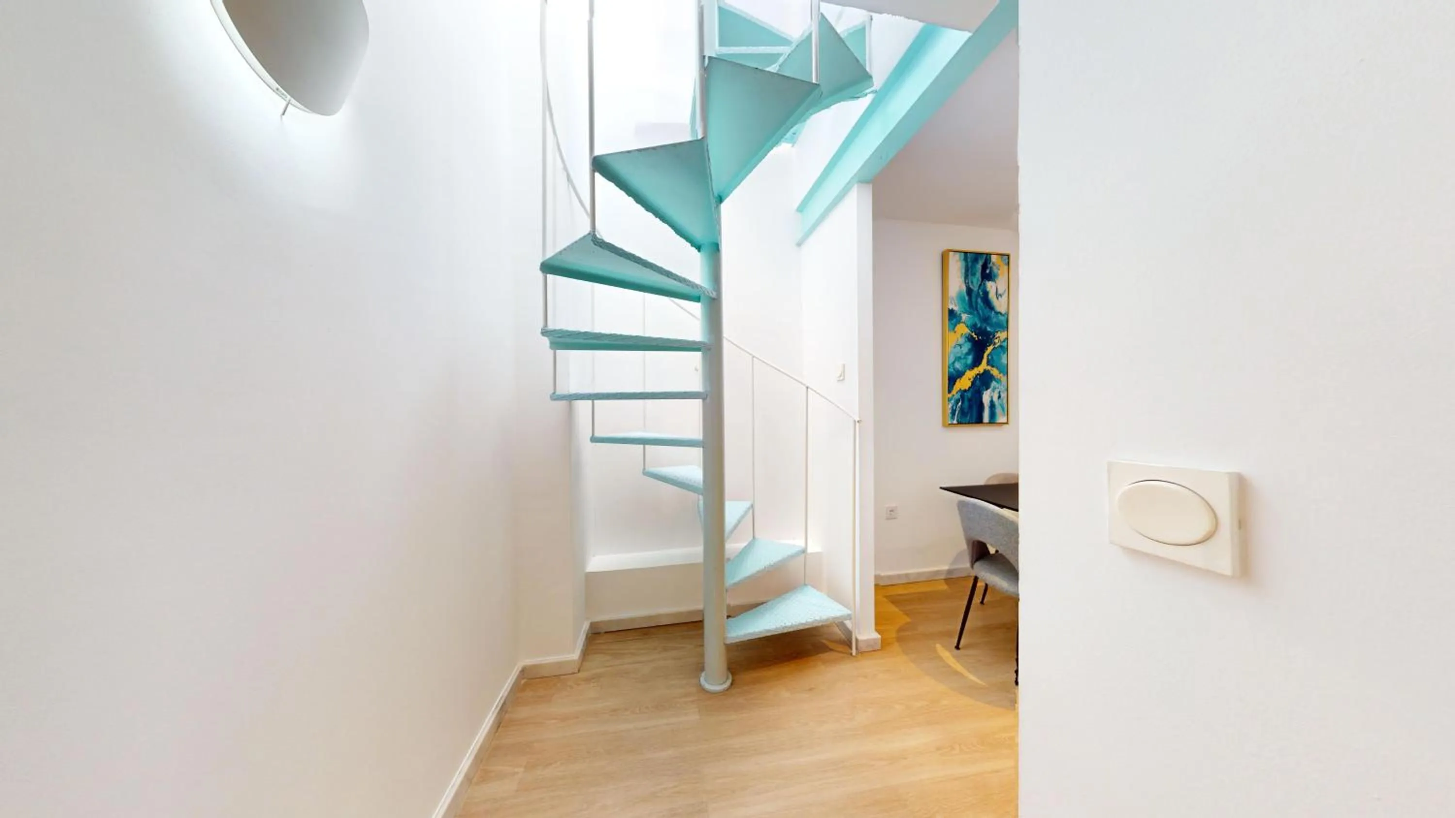 Dining area in MyFlats Luxury City Center