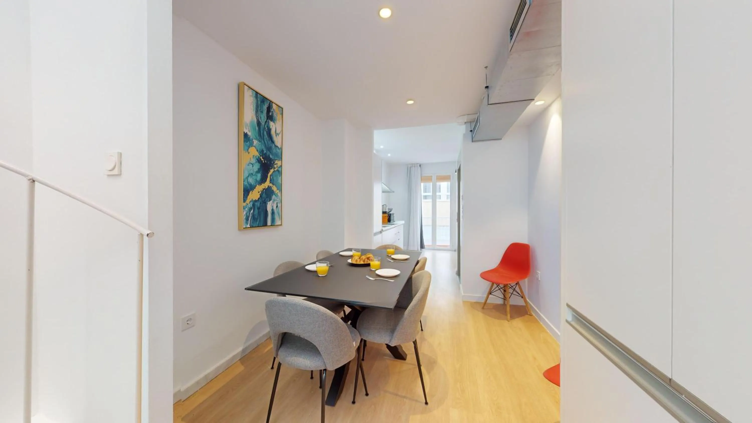 Dining area in MyFlats Luxury City Center