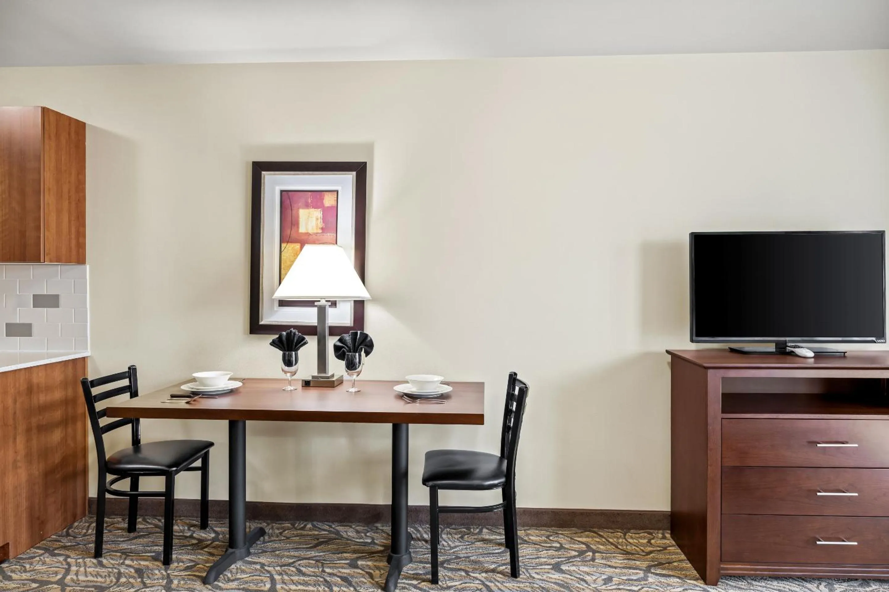 Dining area in Ledgestone Suites Hotel Elko