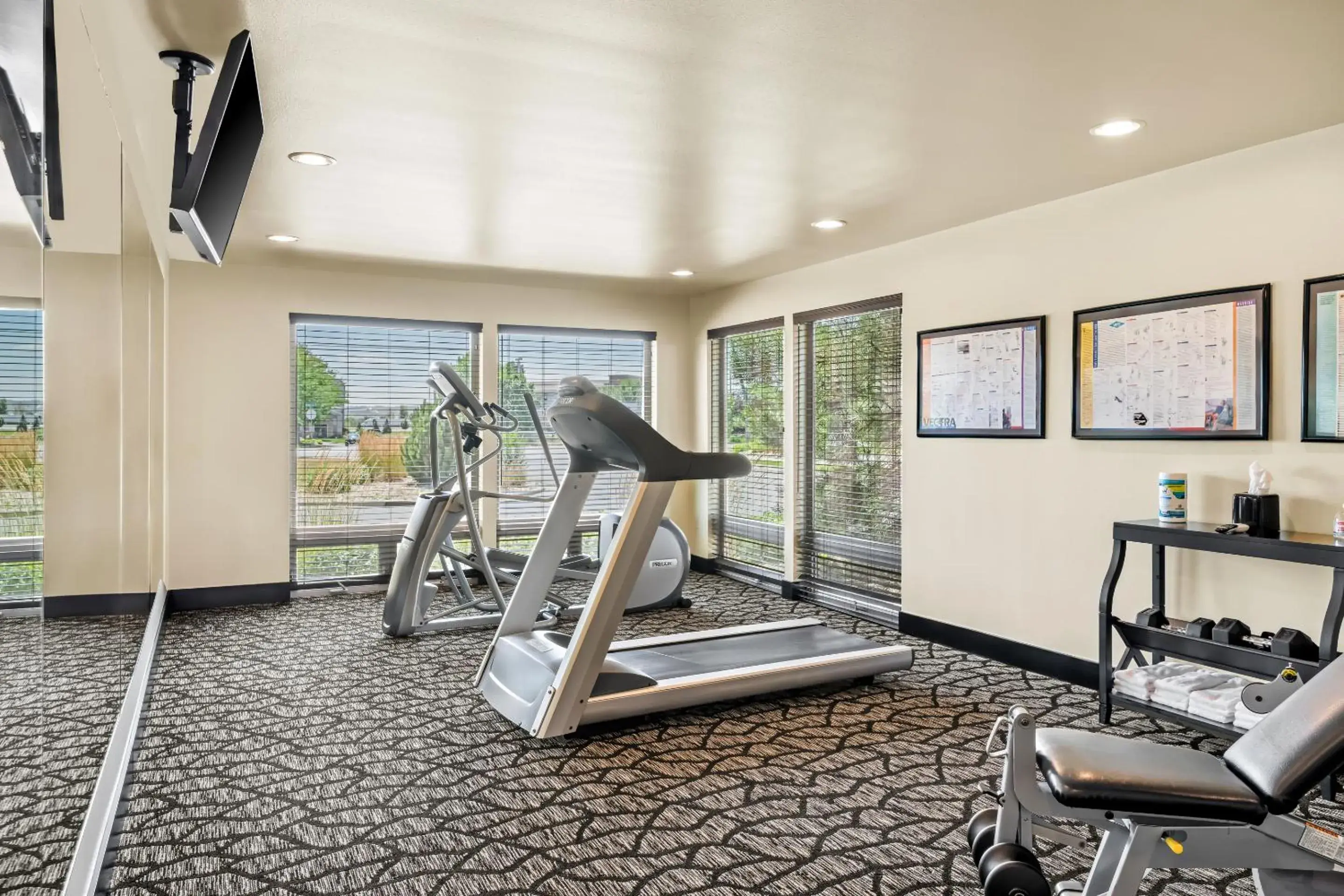 Fitness centre/facilities in Ledgestone Suites Hotel Elko Fitness centre/facilities in Ledgestone Suites Hotel Elko