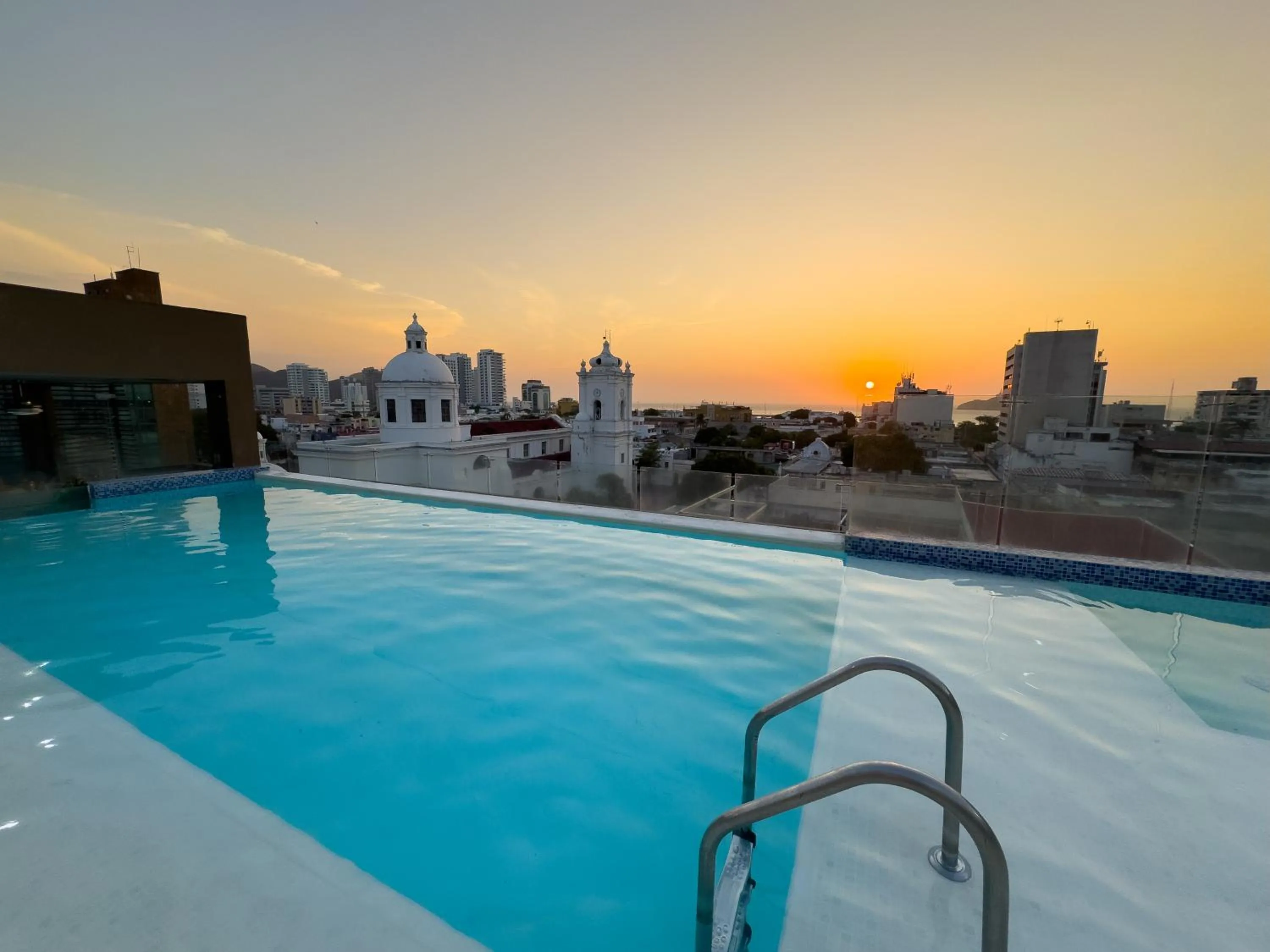 Pool view in Hotel Catedral Plaza