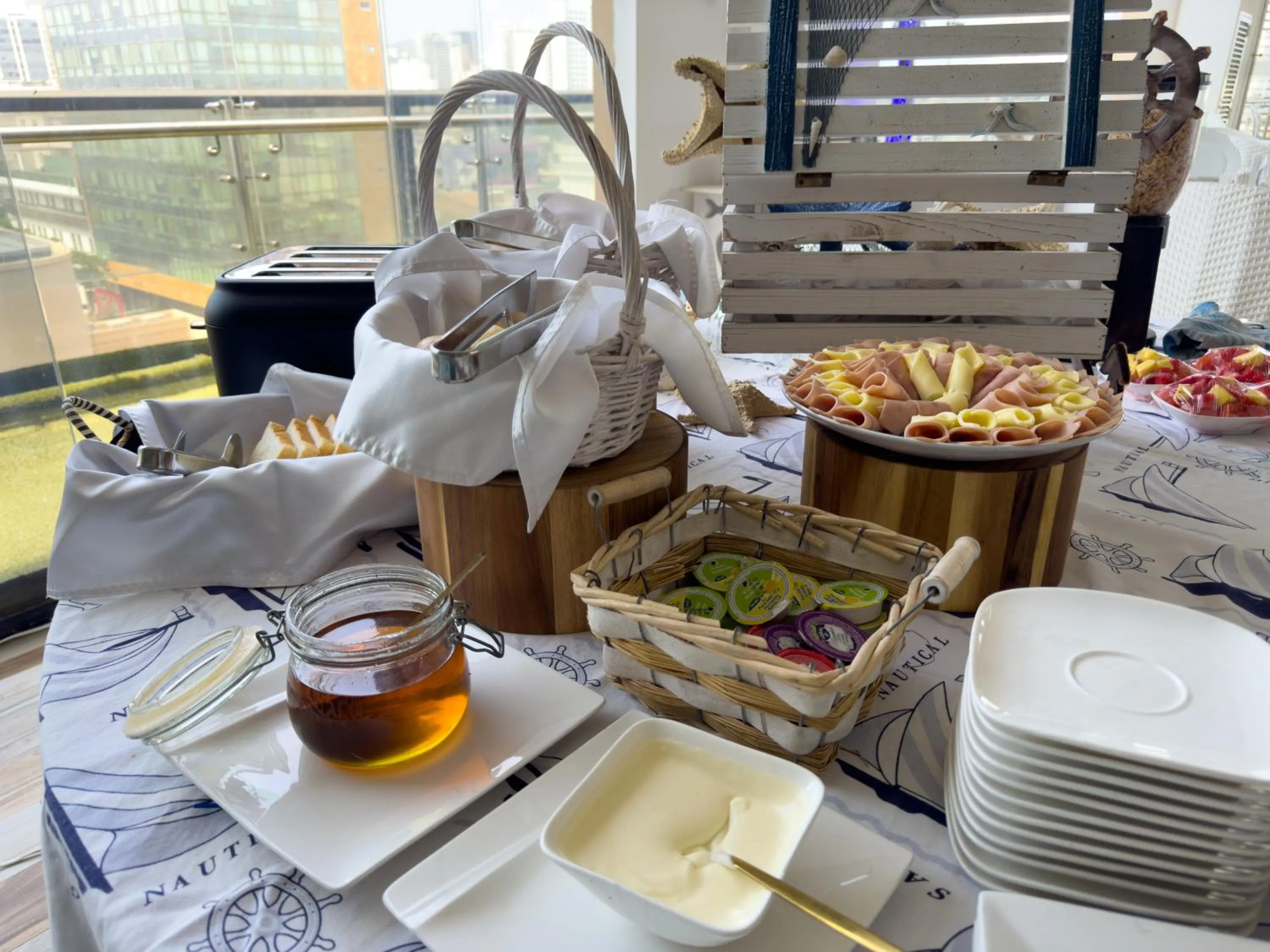 Breakfast in Hotel Catedral Plaza