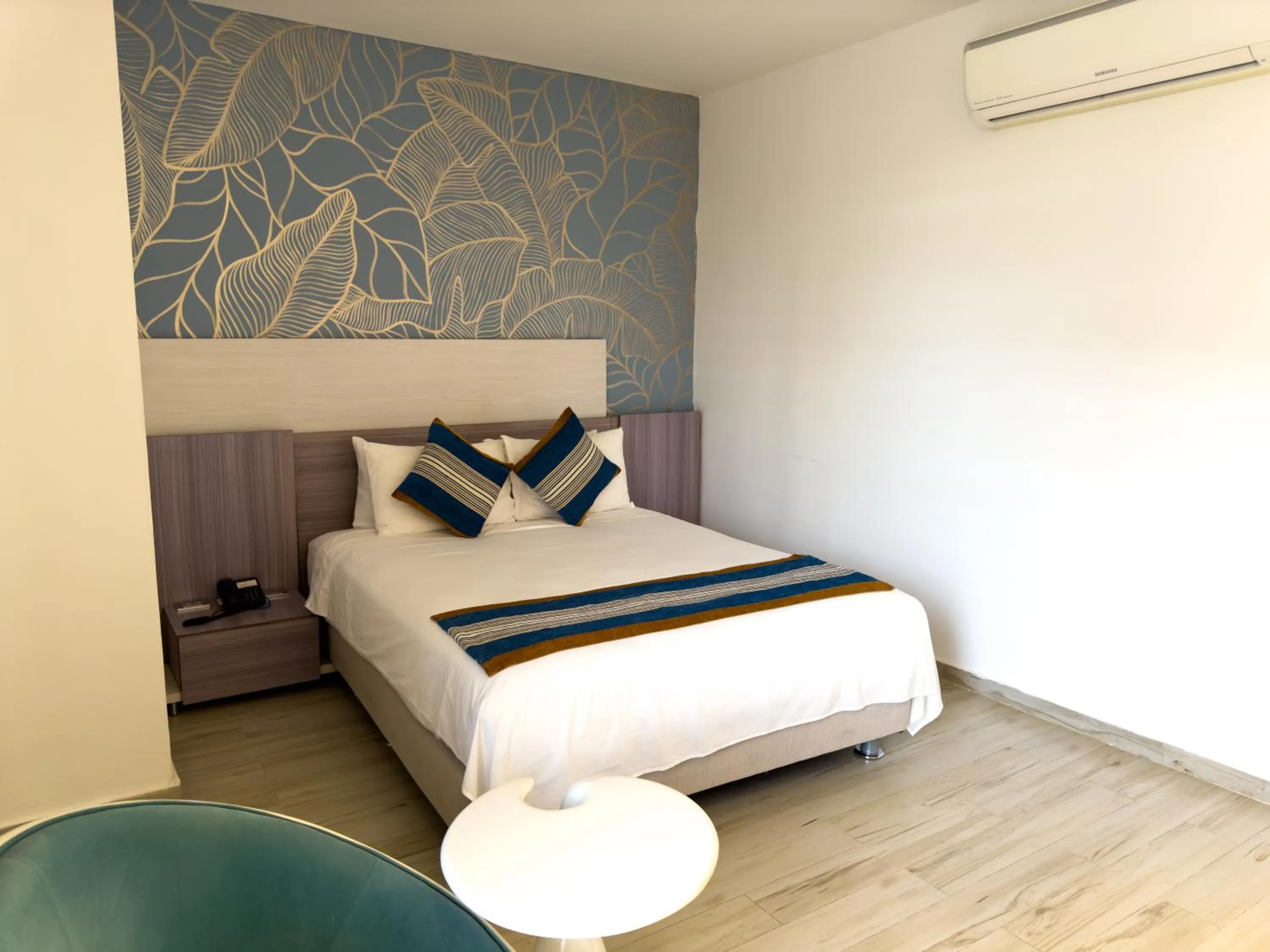 Bed in Hotel Catedral Plaza