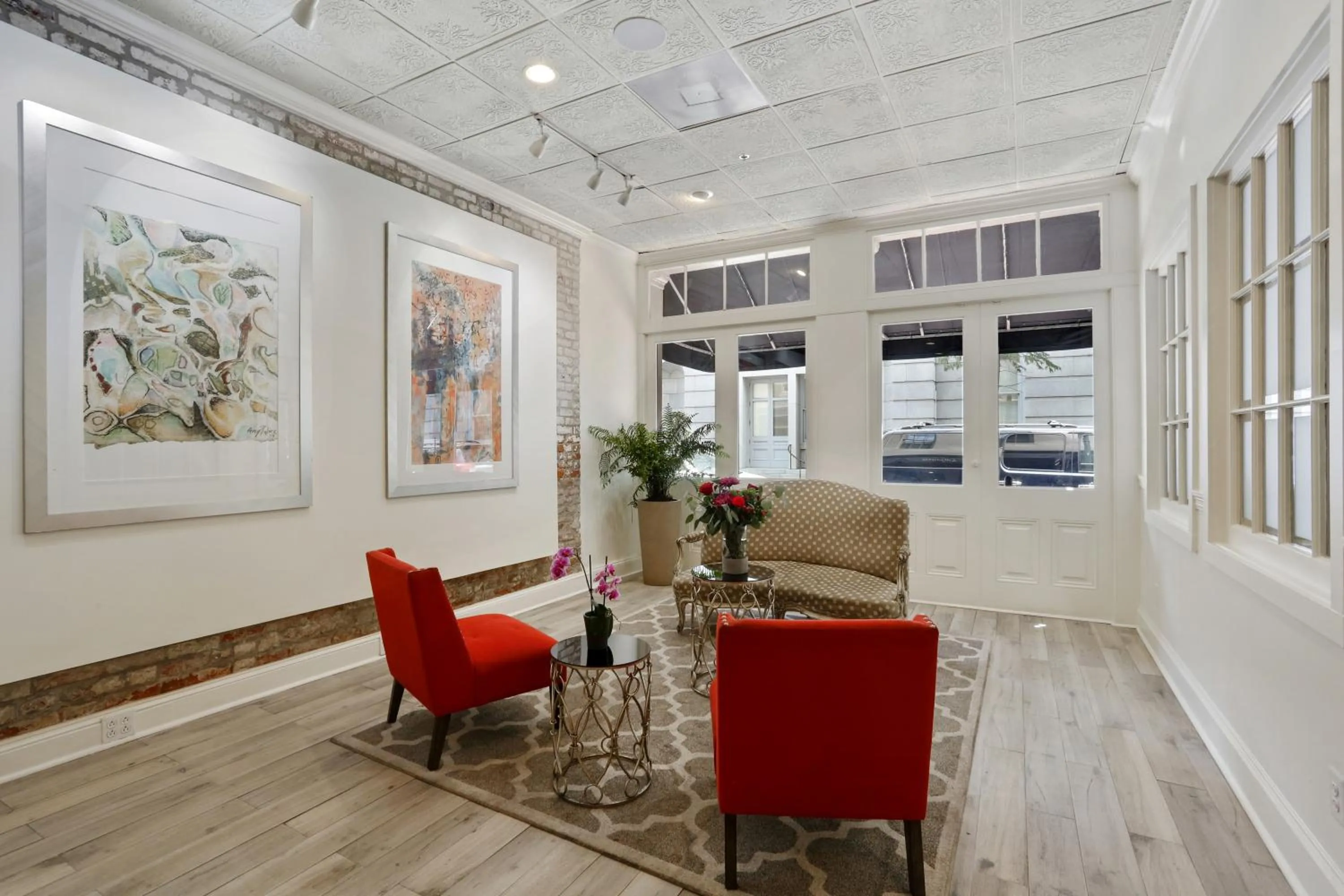 Lobby or reception in La Galerie French Quarter Hotel