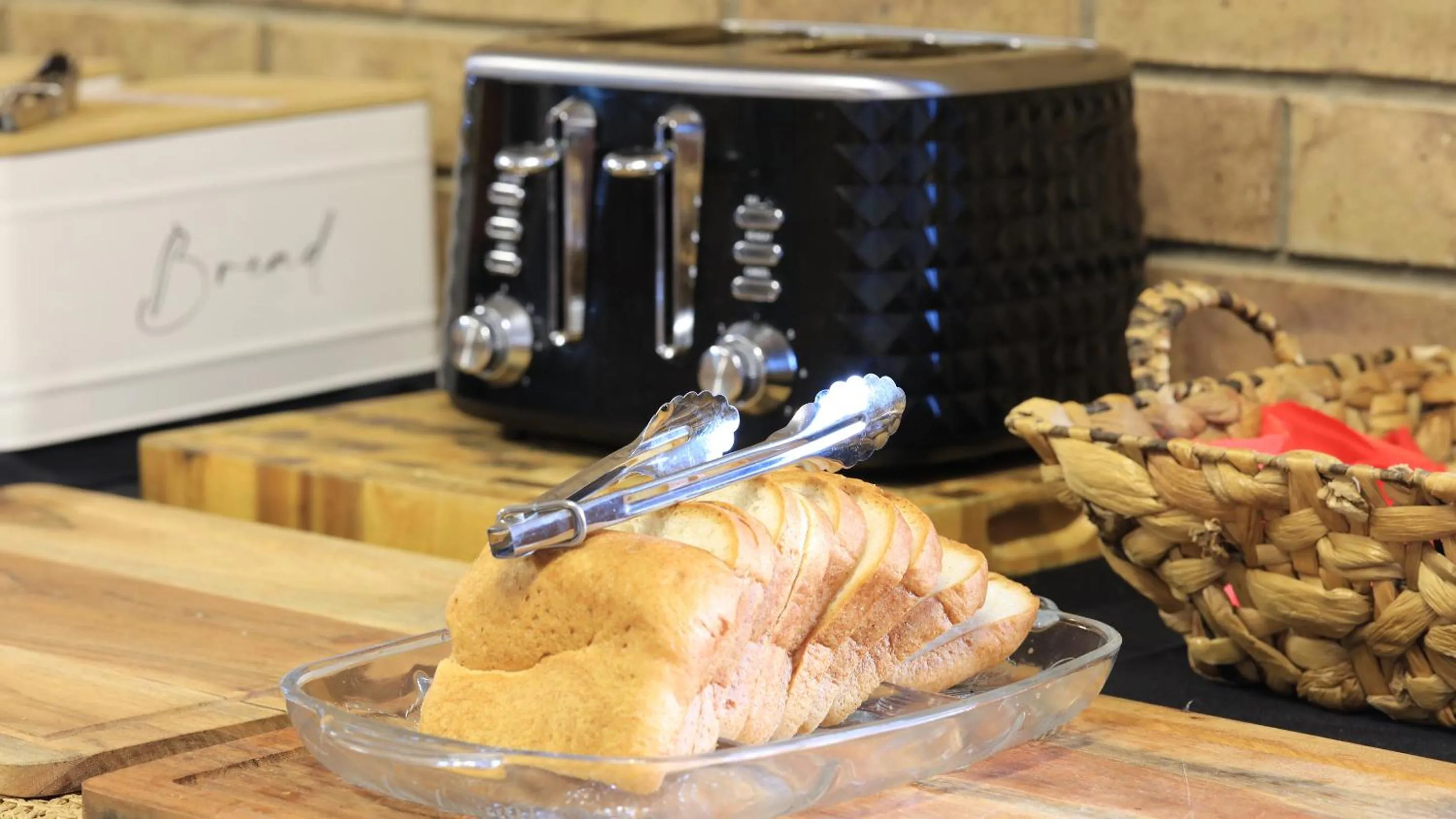 Breakfast in Koorawatha Homestead Motel