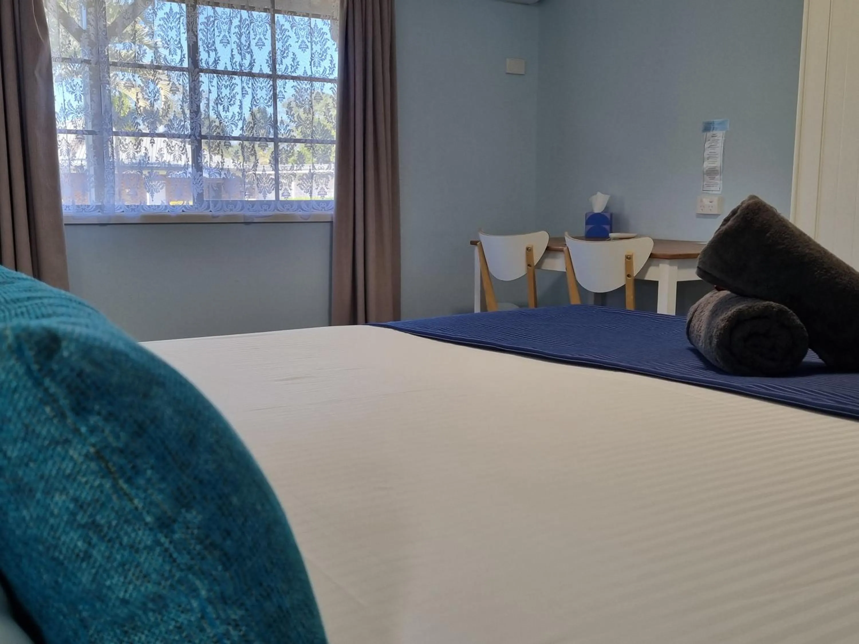 Bed in Koorawatha Homestead Motel