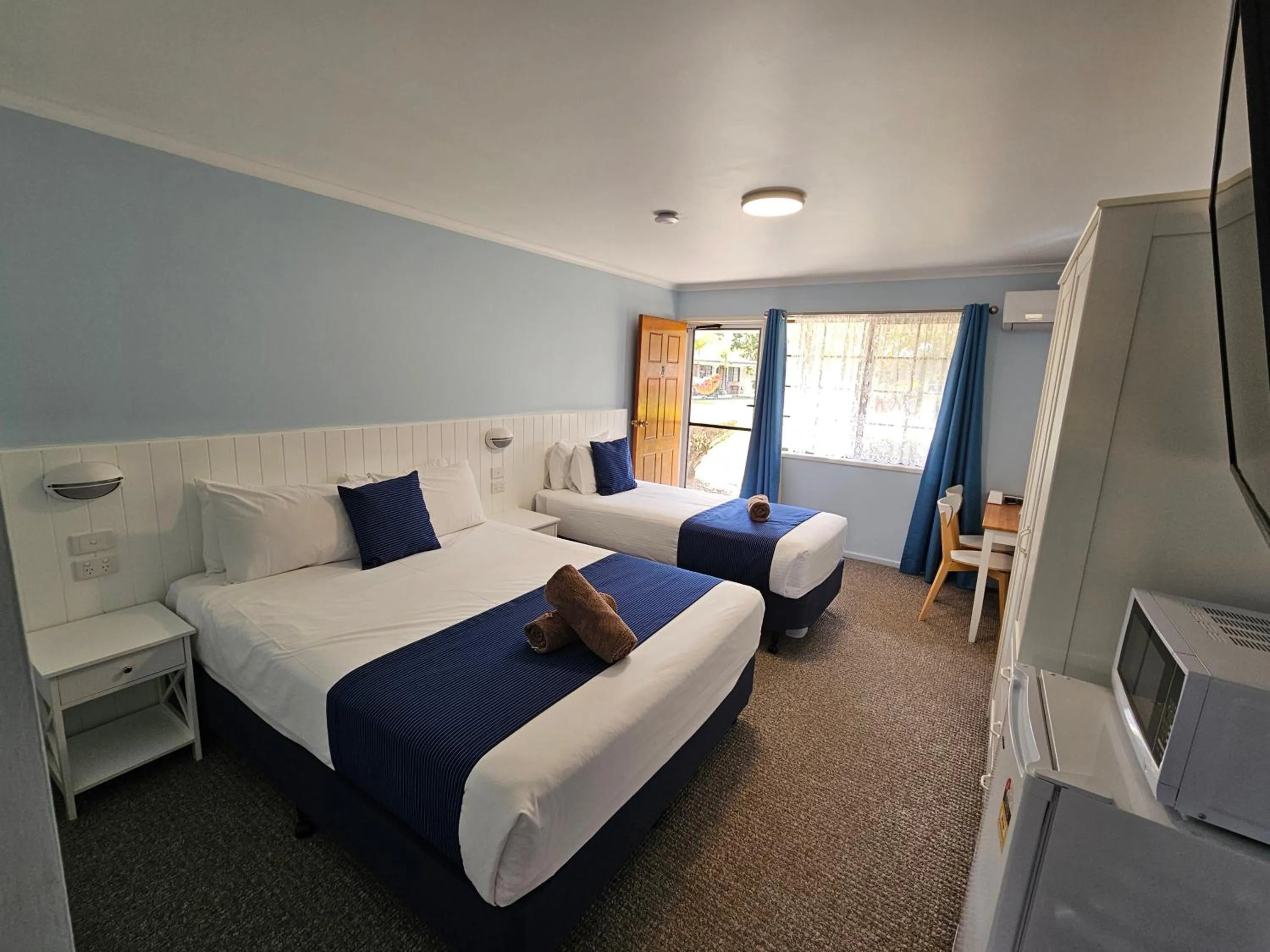 Bed in Koorawatha Homestead Motel