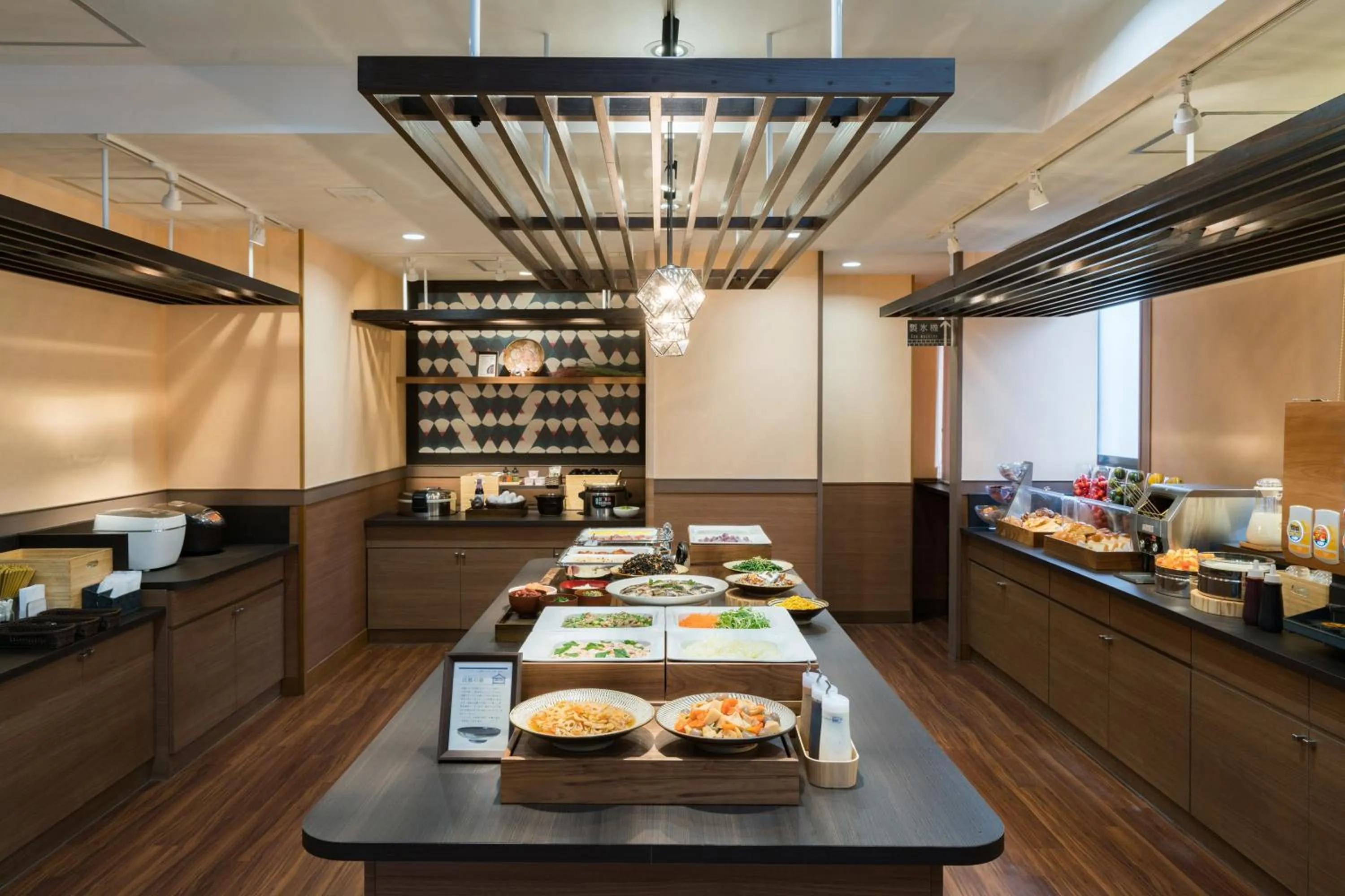 Restaurant/places to eat in Vessel Hotel Kurashiki