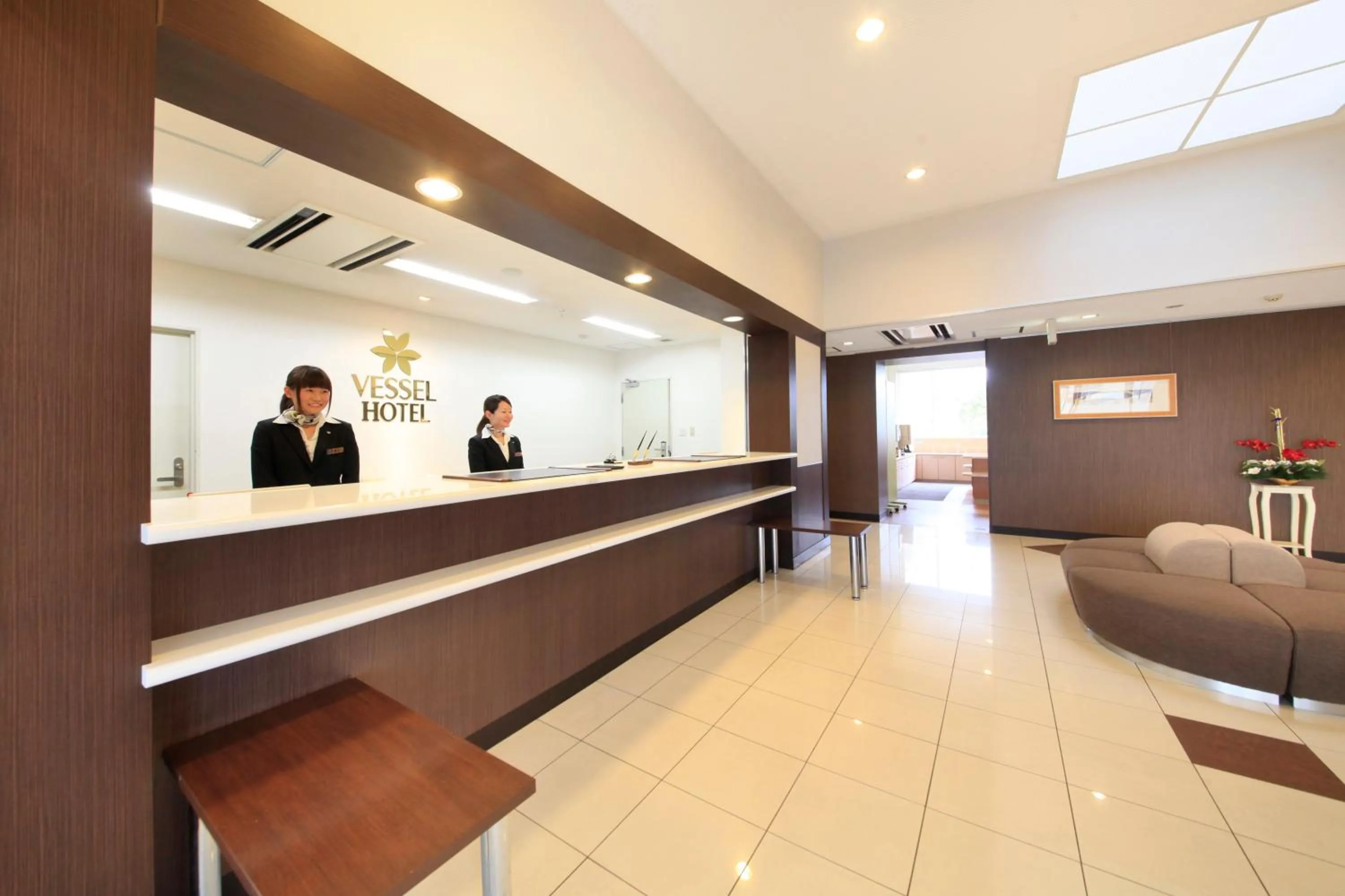 Staff in Vessel Hotel Higashi Hiroshima