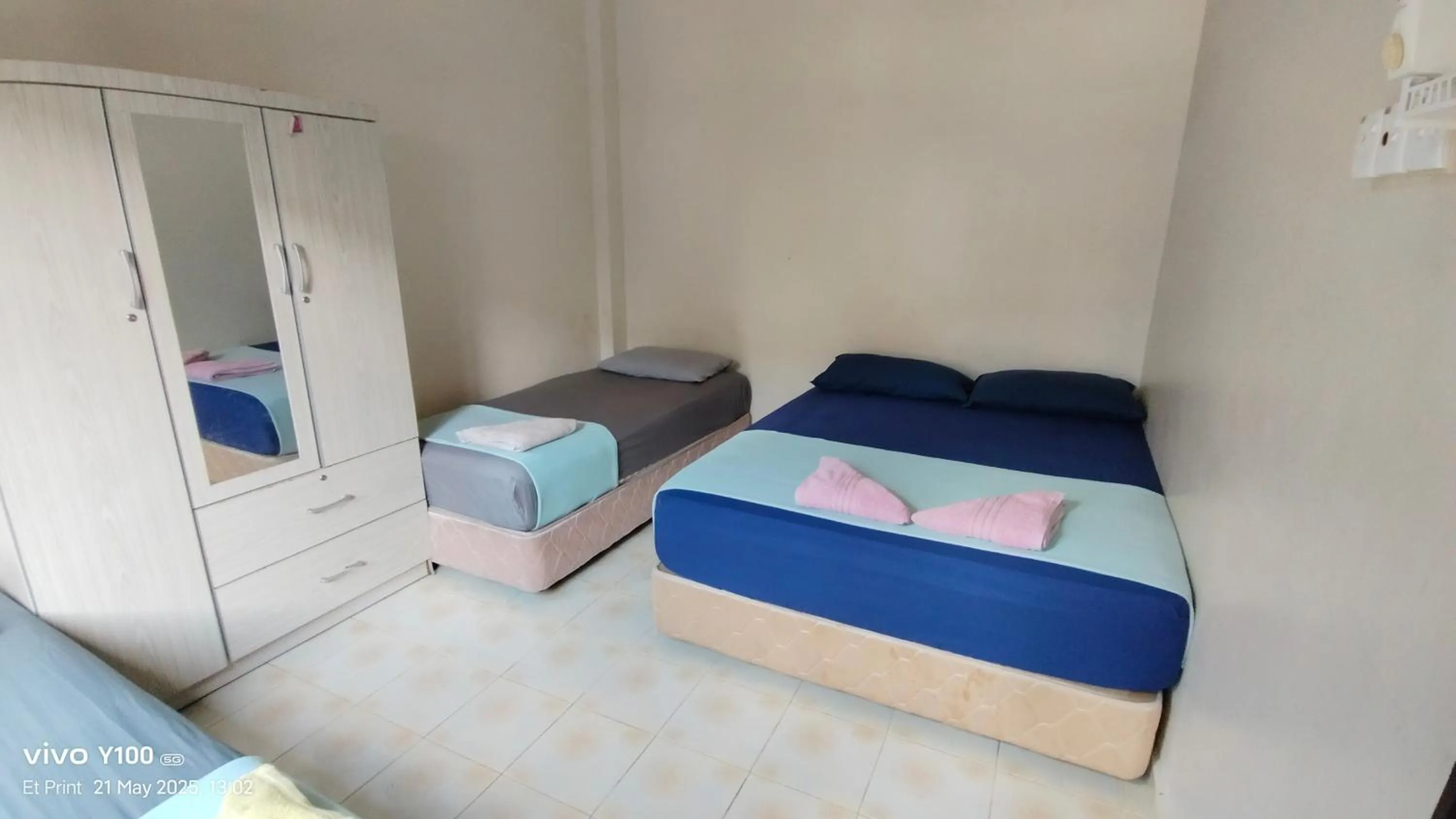 Bed in Villa D'Doa Maju
