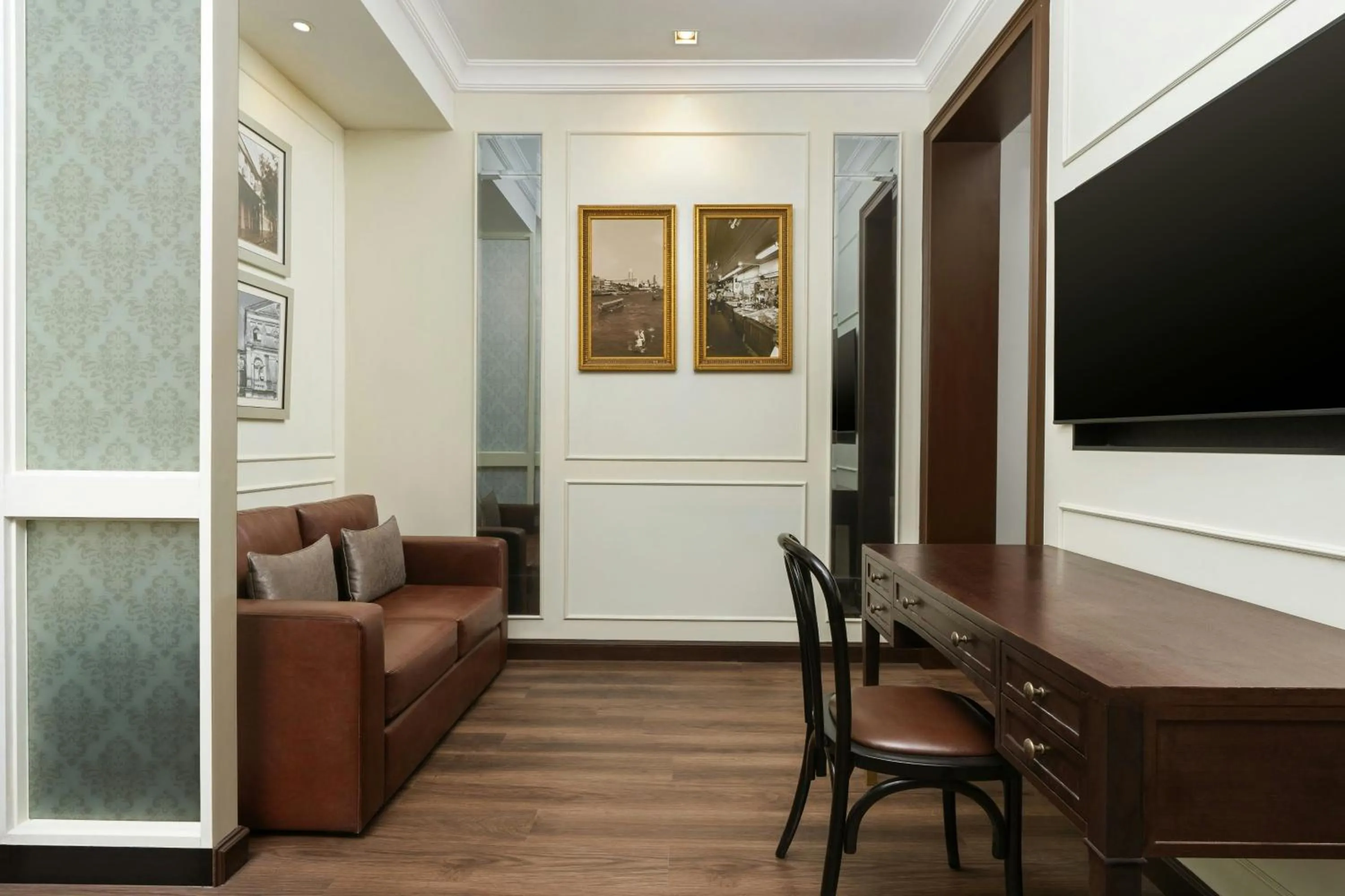 Photo of the whole room in Metropole, Bangkok, a Tribute Portfolio Hotel