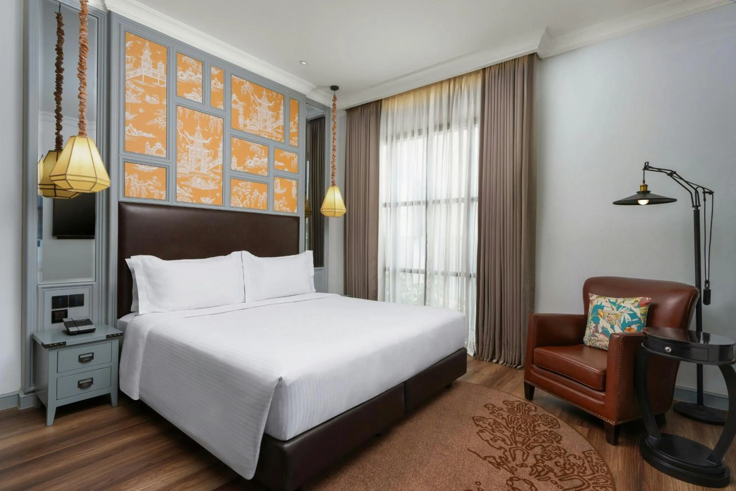 Photo of the whole room, Bed in Metropole, Bangkok, a Tribute Portfolio Hotel