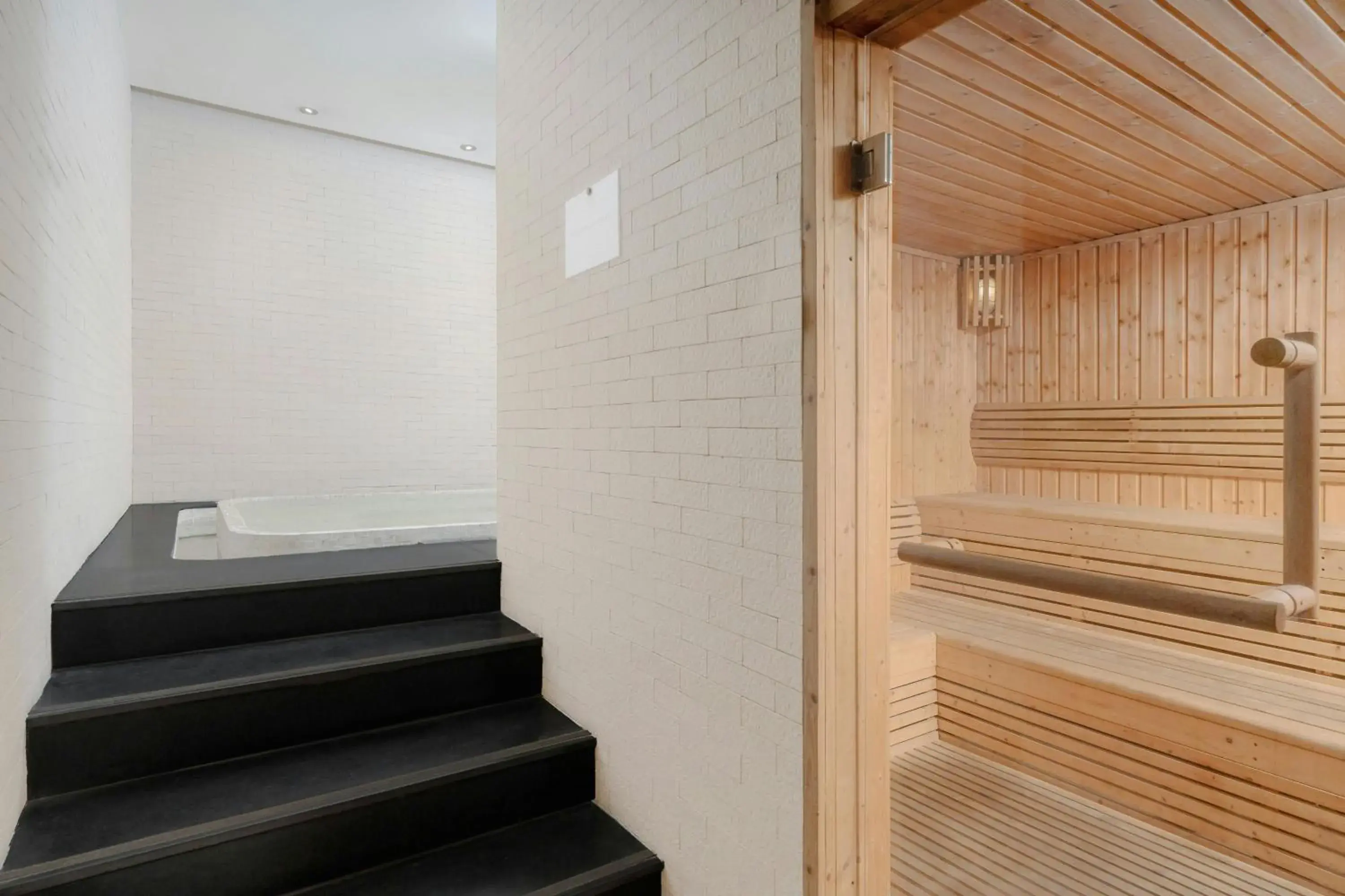 Spa and wellness centre/facilities in Metropole, Bangkok, a Tribute Portfolio Hotel by Marriott Spa and wellness centre/facilities in Metropole, Bangkok, a Tribute Portfolio Hotel by Marriott