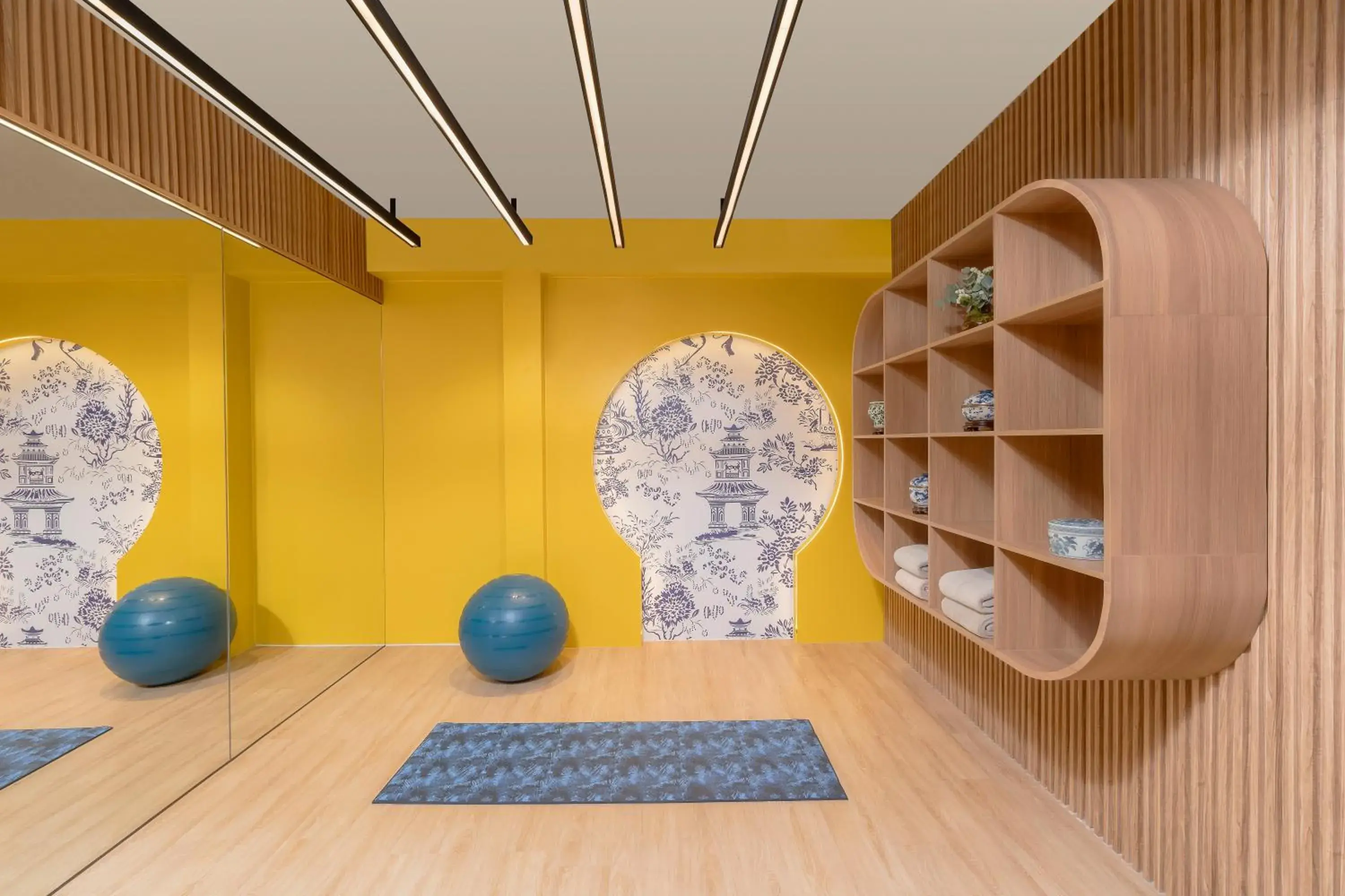 Fitness centre/facilities in Metropole, Bangkok, a Tribute Portfolio Hotel Fitness centre/facilities in Metropole, Bangkok, a Tribute Portfolio Hotel