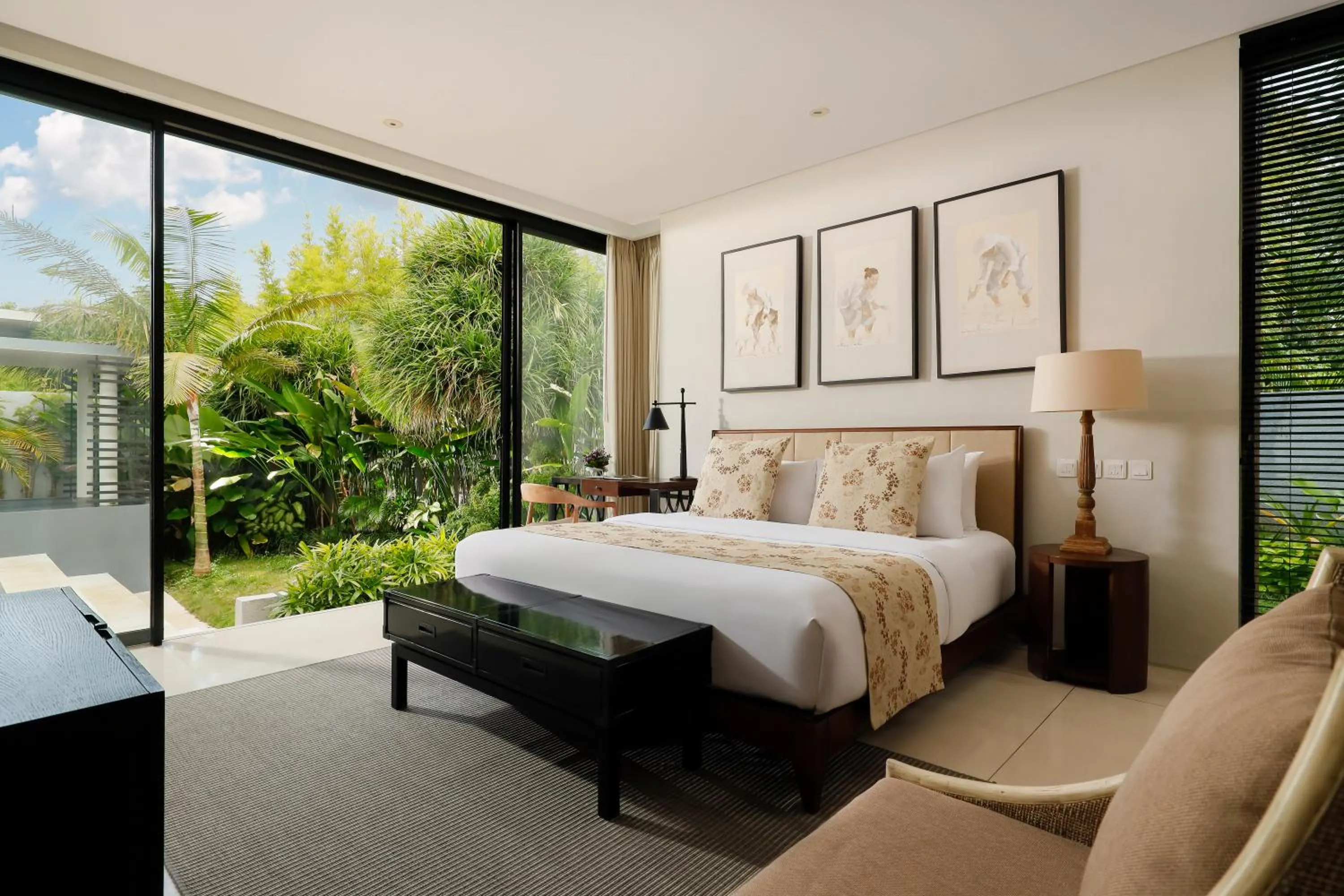 Bed in Vinila Villas by Nakula