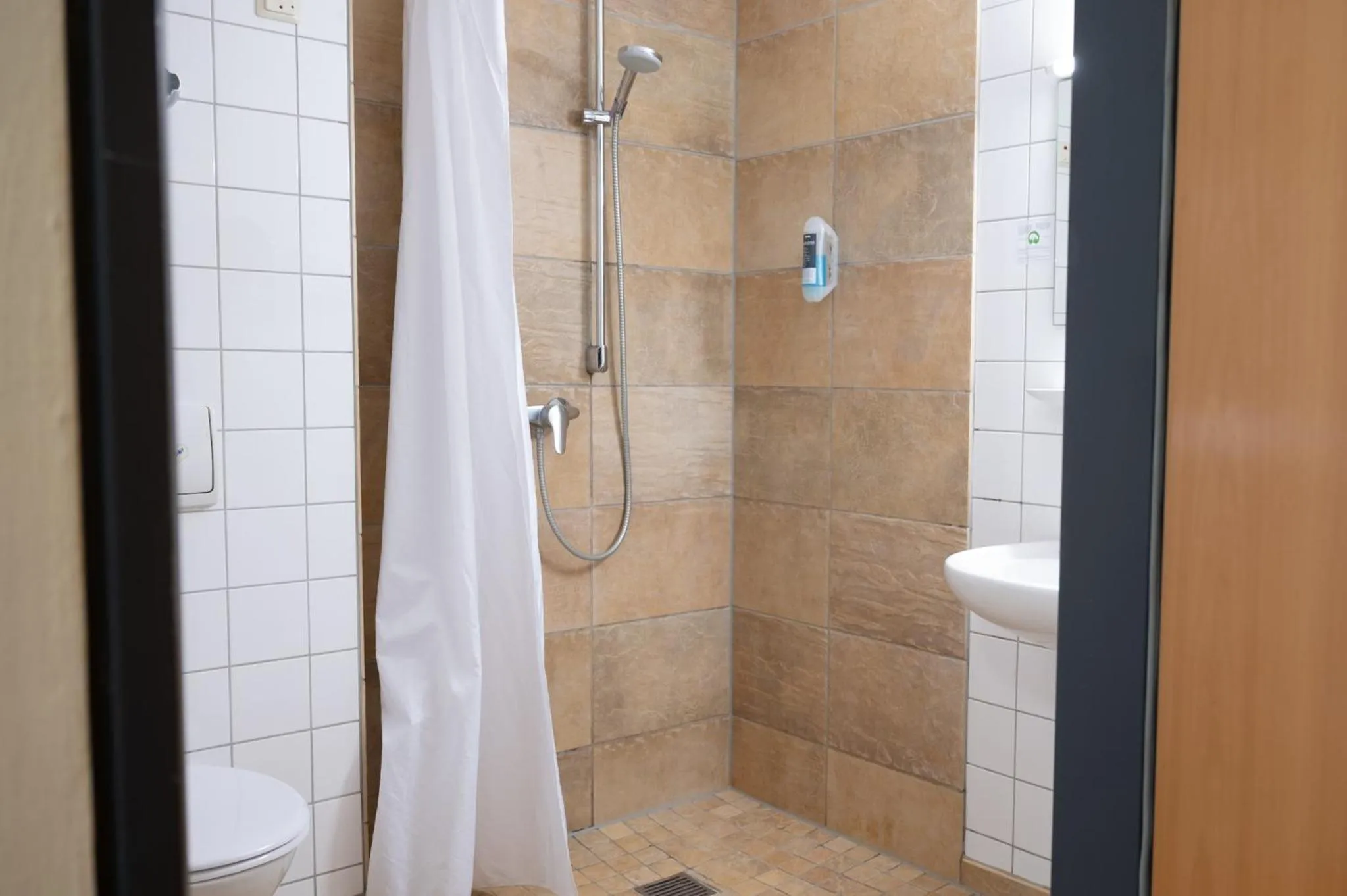 Shower in Hotel & Café Ritter von Böhl