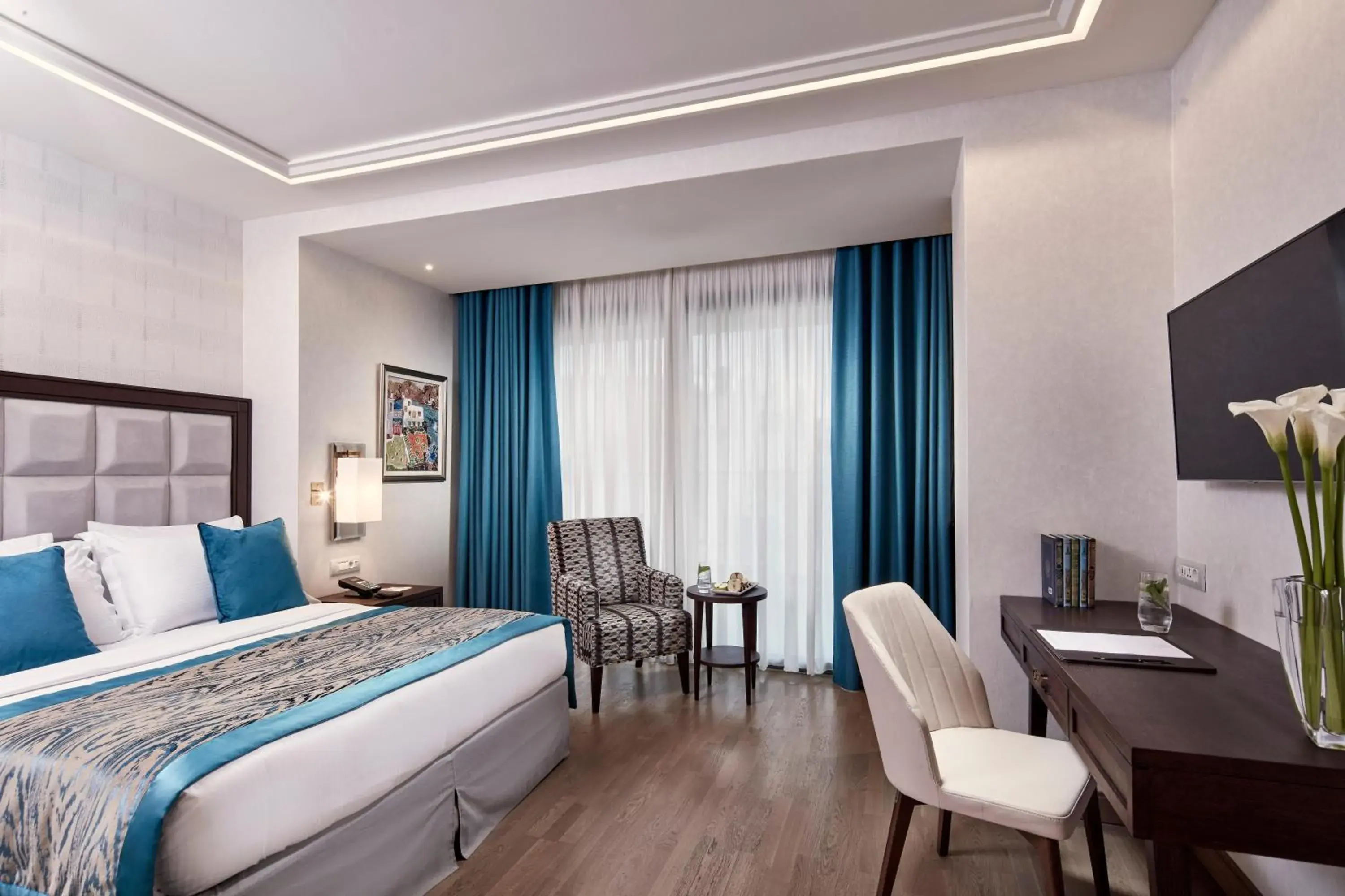 Deluxe Double Room in Electra Metropolis Deluxe Double Room in Electra Metropolis