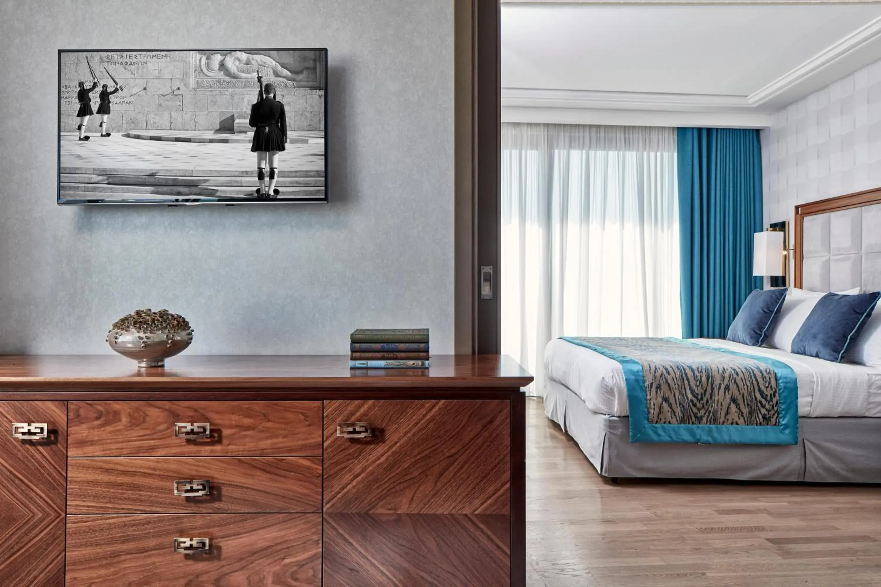 Photo of the whole room, Bed in Electra Metropolis Photo of the whole room, Bed in Electra Metropolis