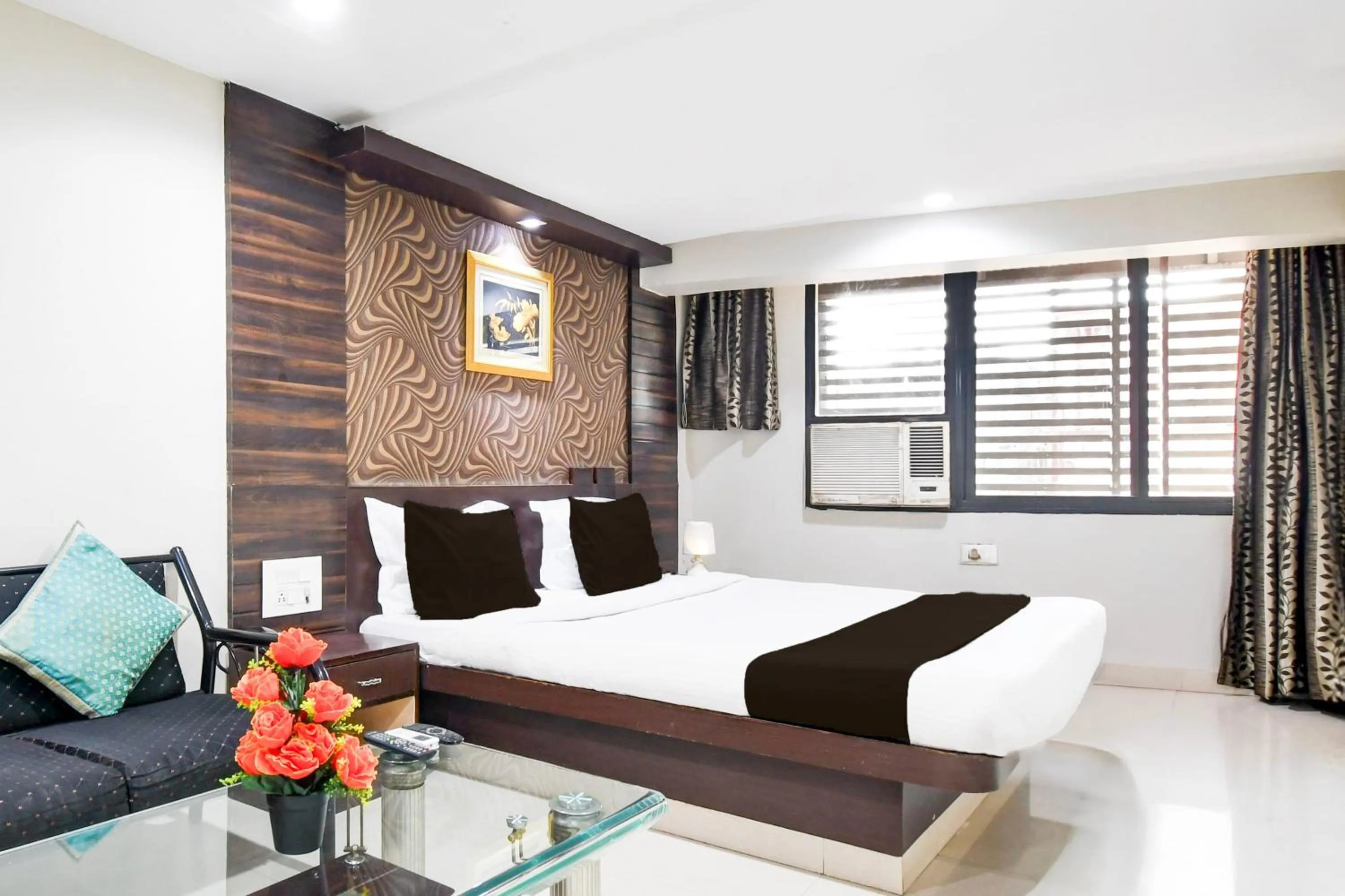 Bedroom in Hotel O Raipur Railway Station Formerly Hotel Okasu