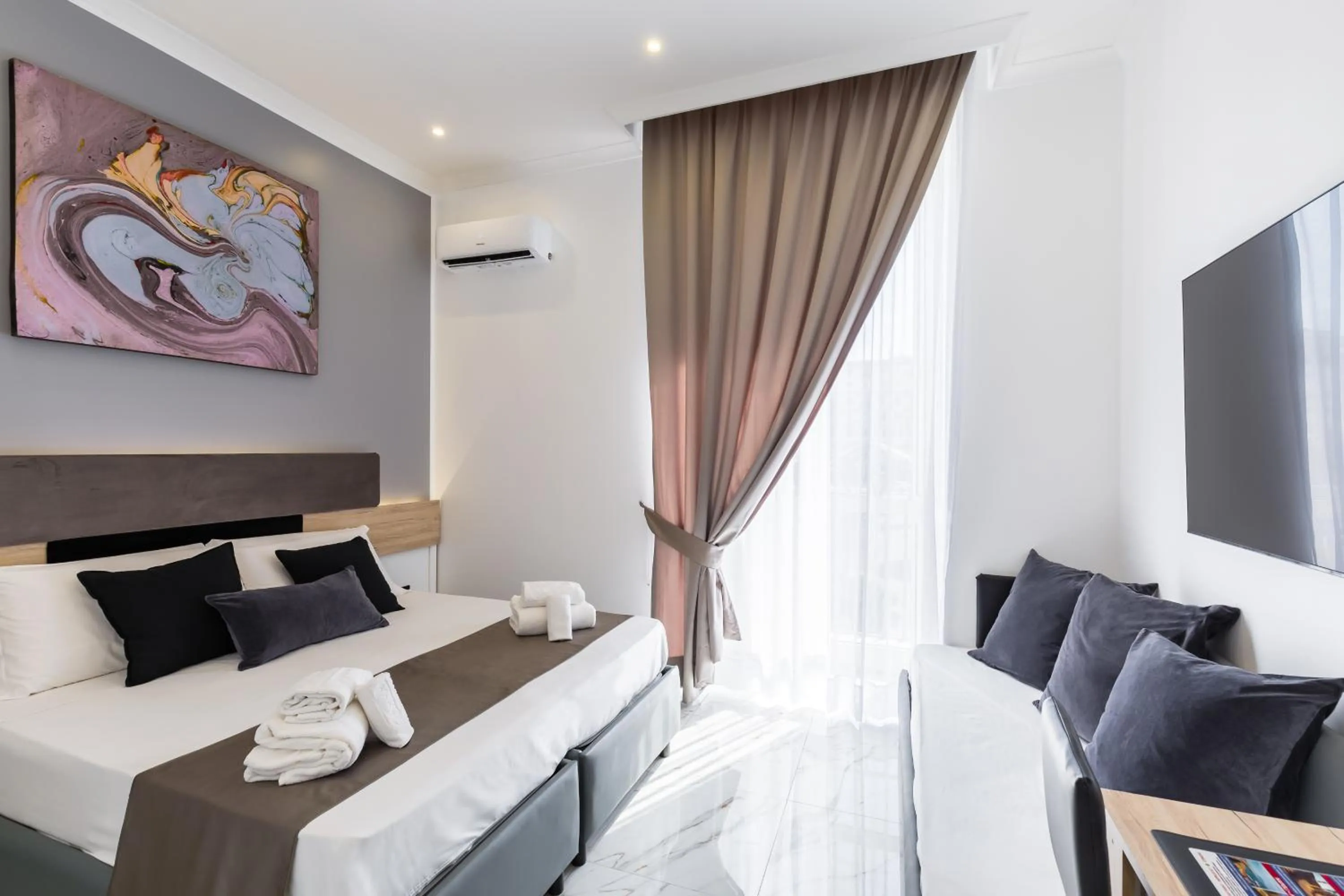 Bedroom, Bed in Hotel Sant'Angelo Palace