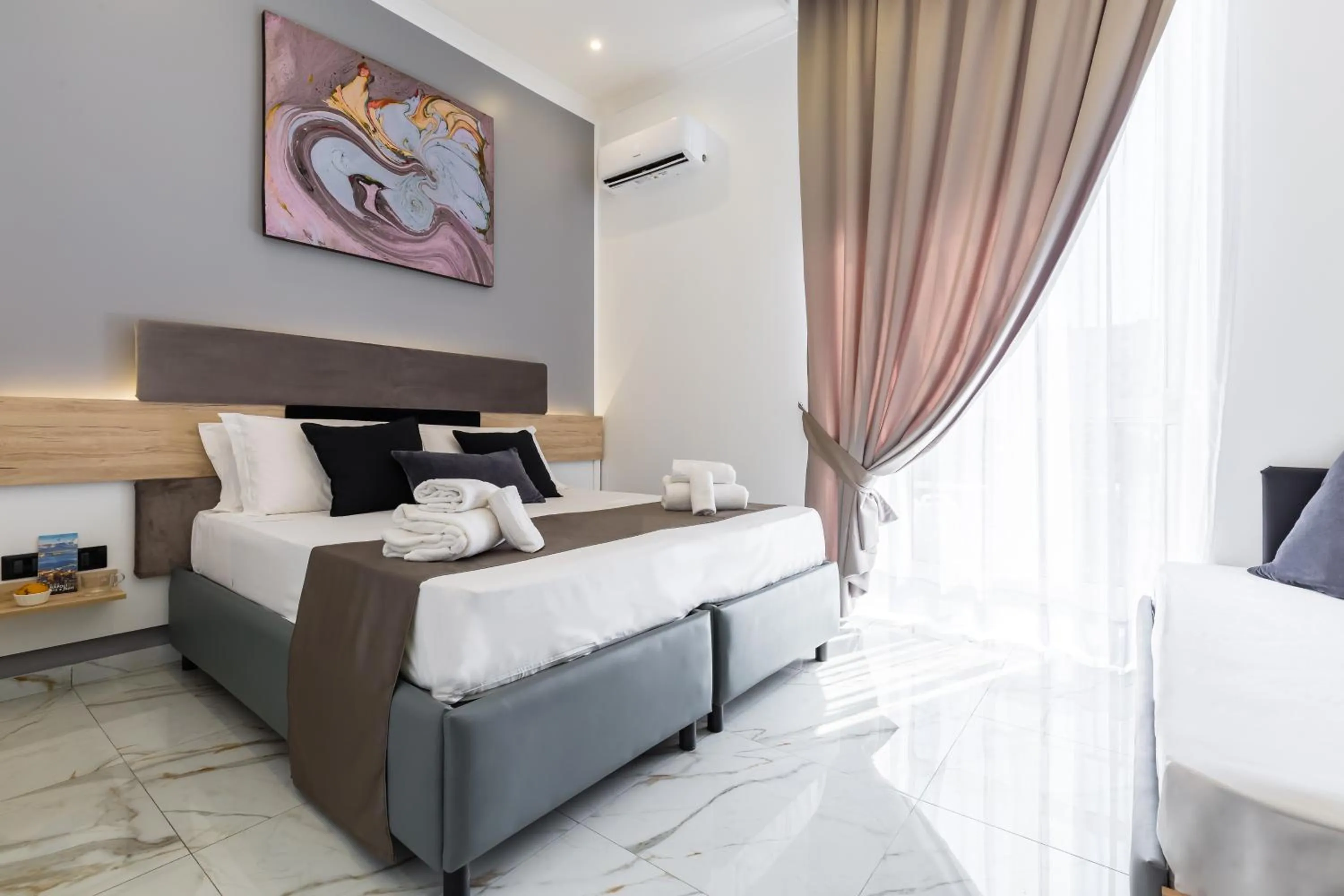 Bed in Hotel Sant'Angelo Palace