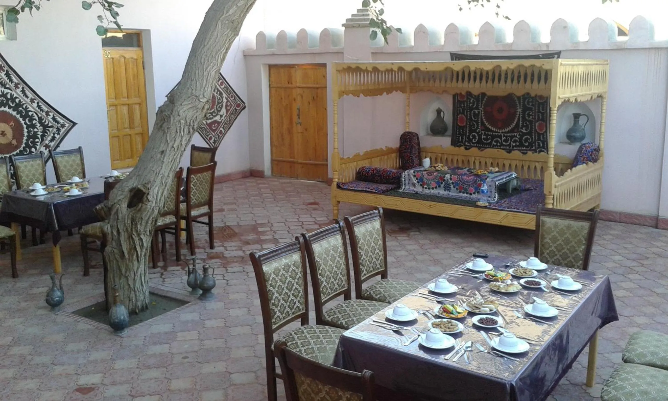 Garden in Guest House Orzu