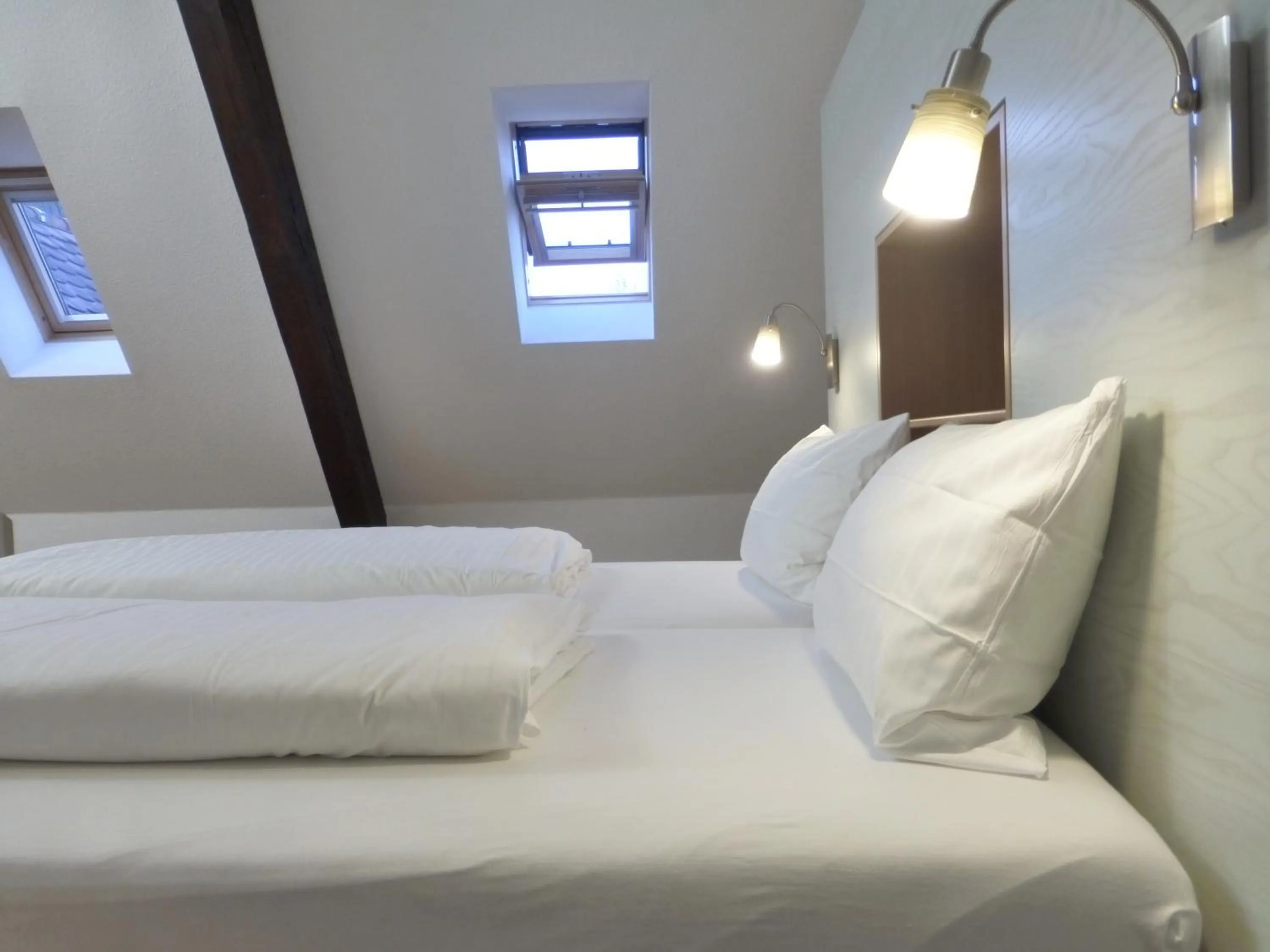 Bed in Jugendstilhotel Trifels