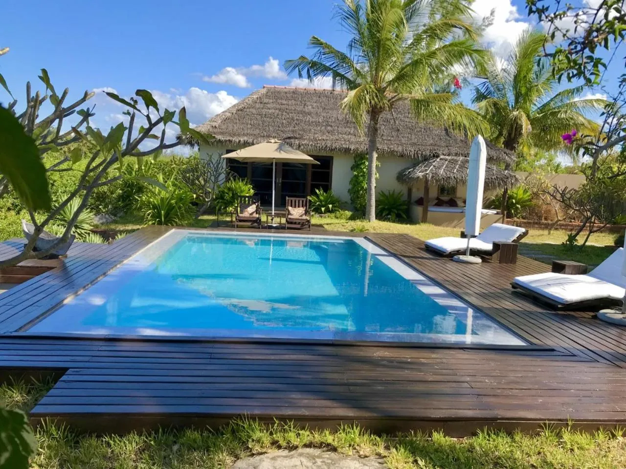 Swimming pool in Chuiba Bay lodge