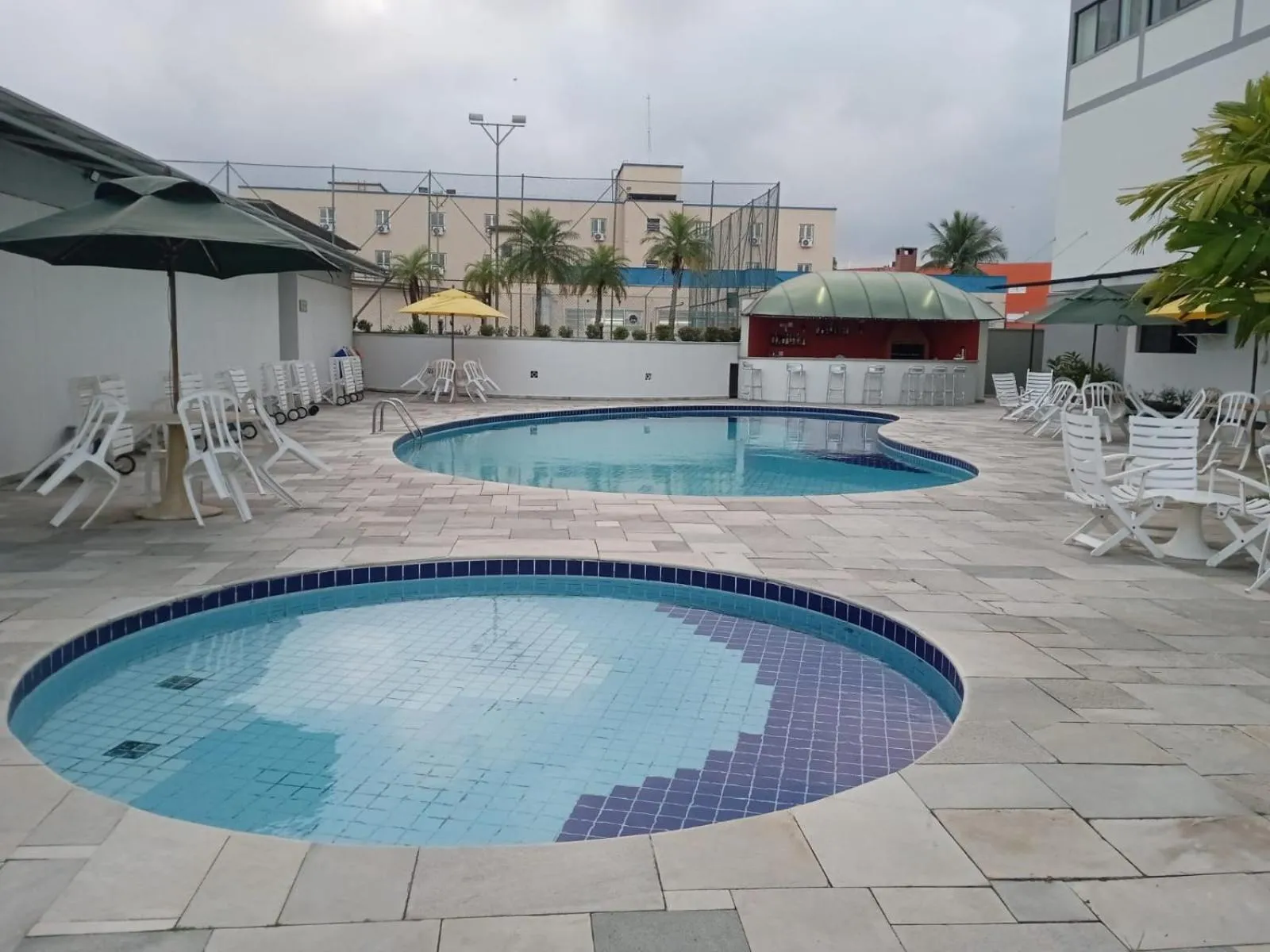 Swimming pool in Hotel Aojesp