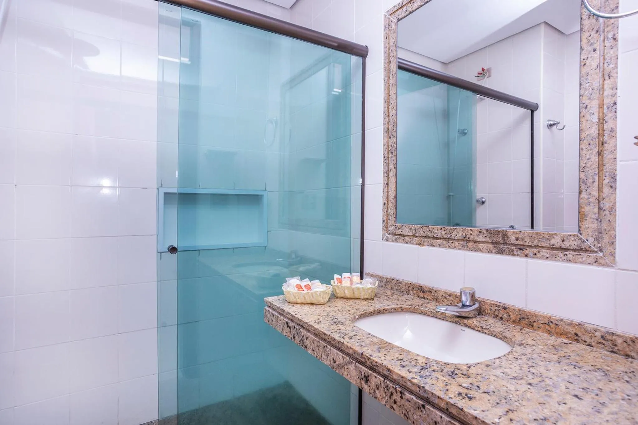 Bathroom in Hotel Aojesp