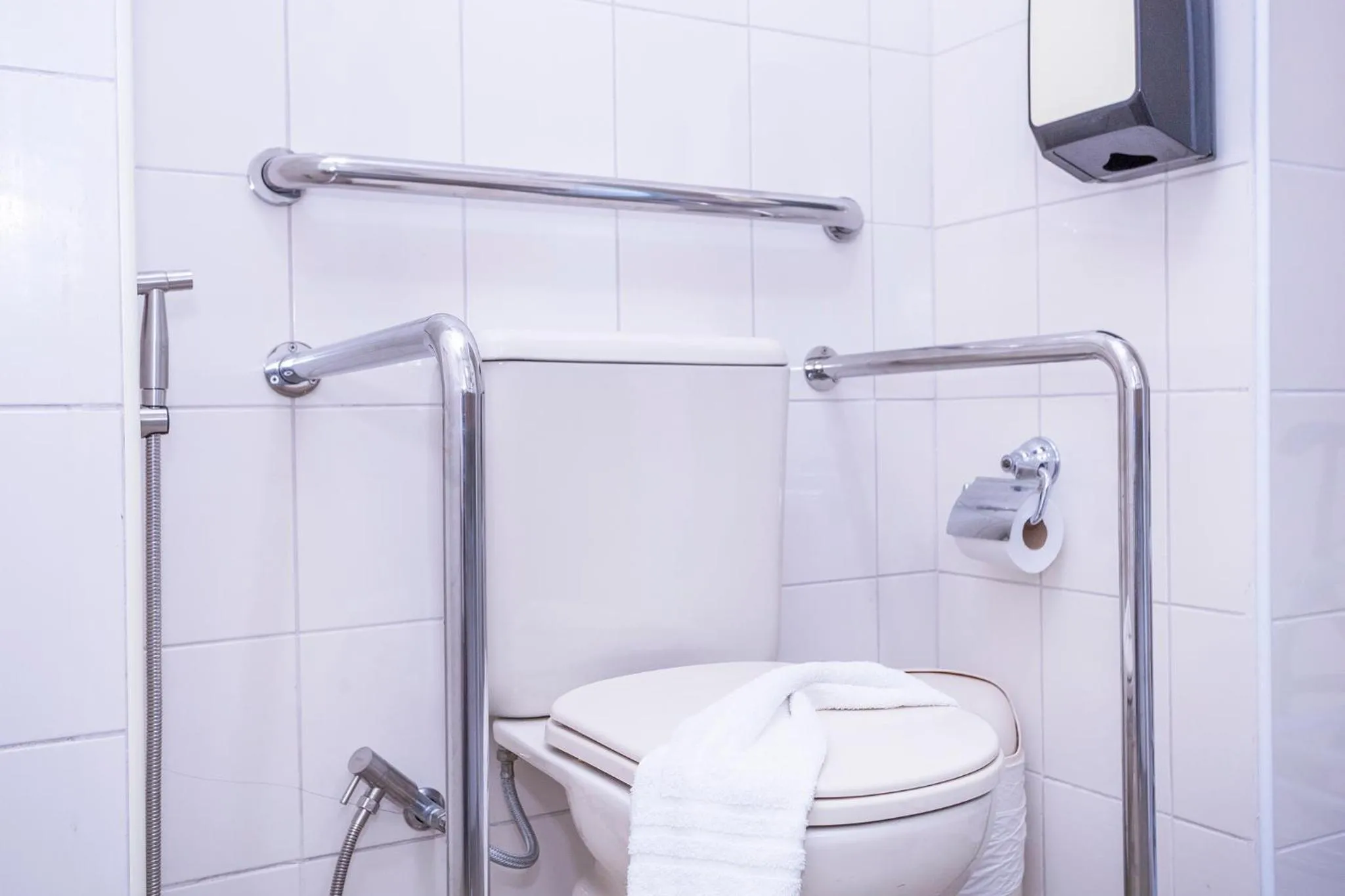 Bathroom in Hotel Aojesp