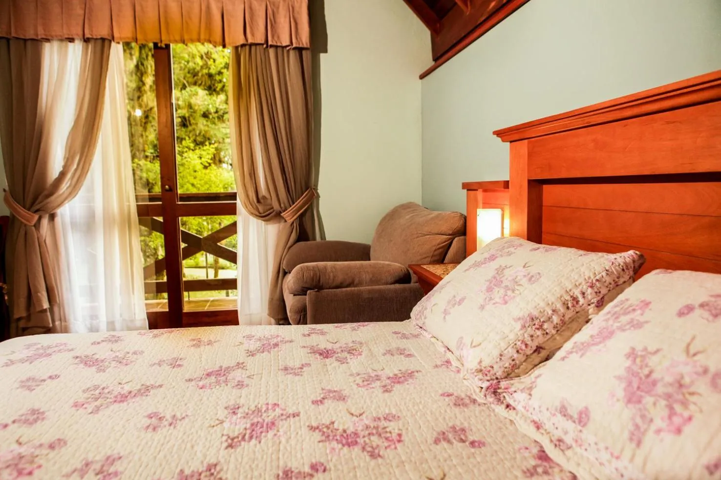 Bedroom, Bed in Pousada Das Papoulas