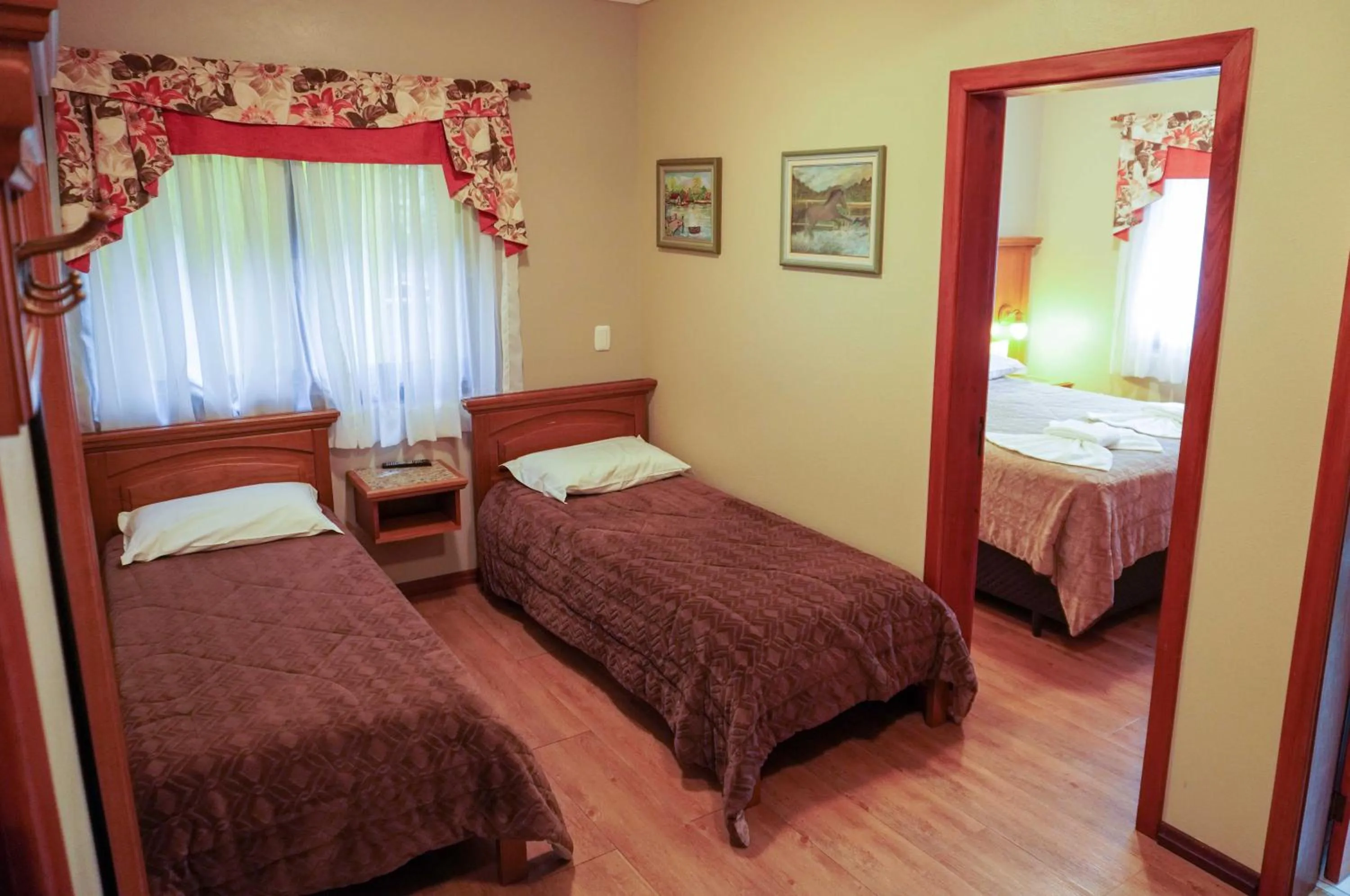 Bedroom, Bed in Pousada Das Papoulas