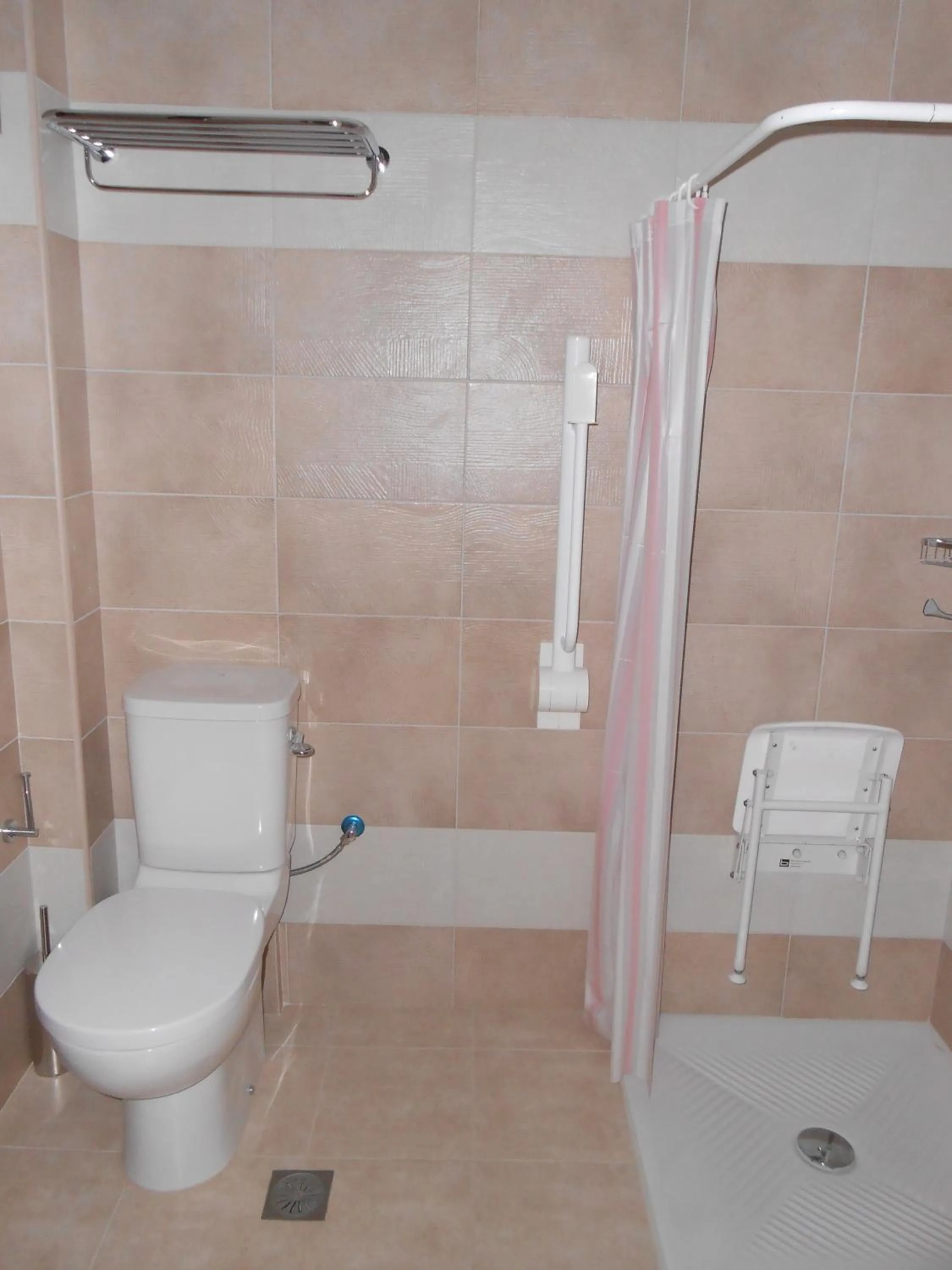 Shower in Element Hotel