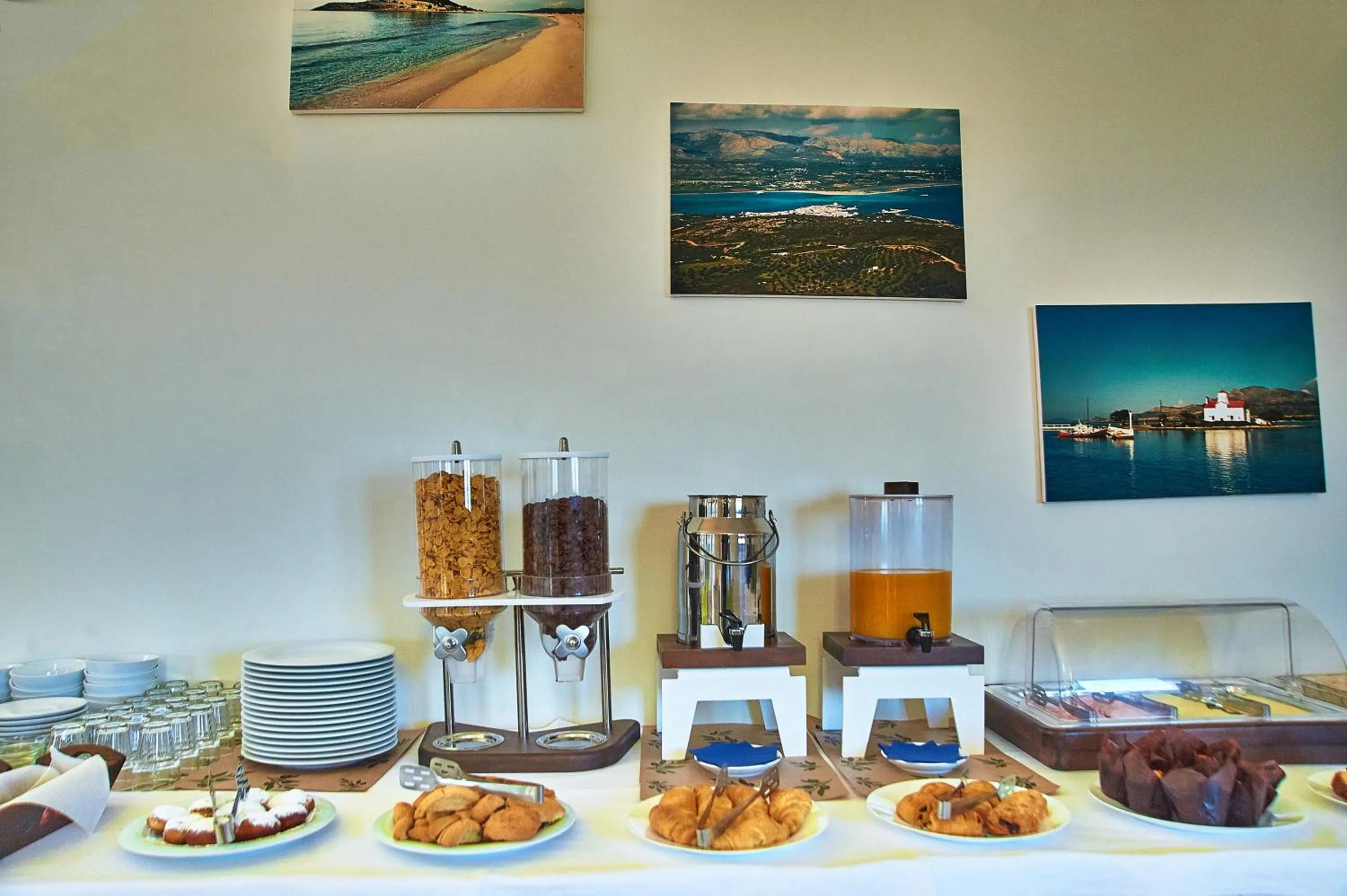 Food in Element Hotel