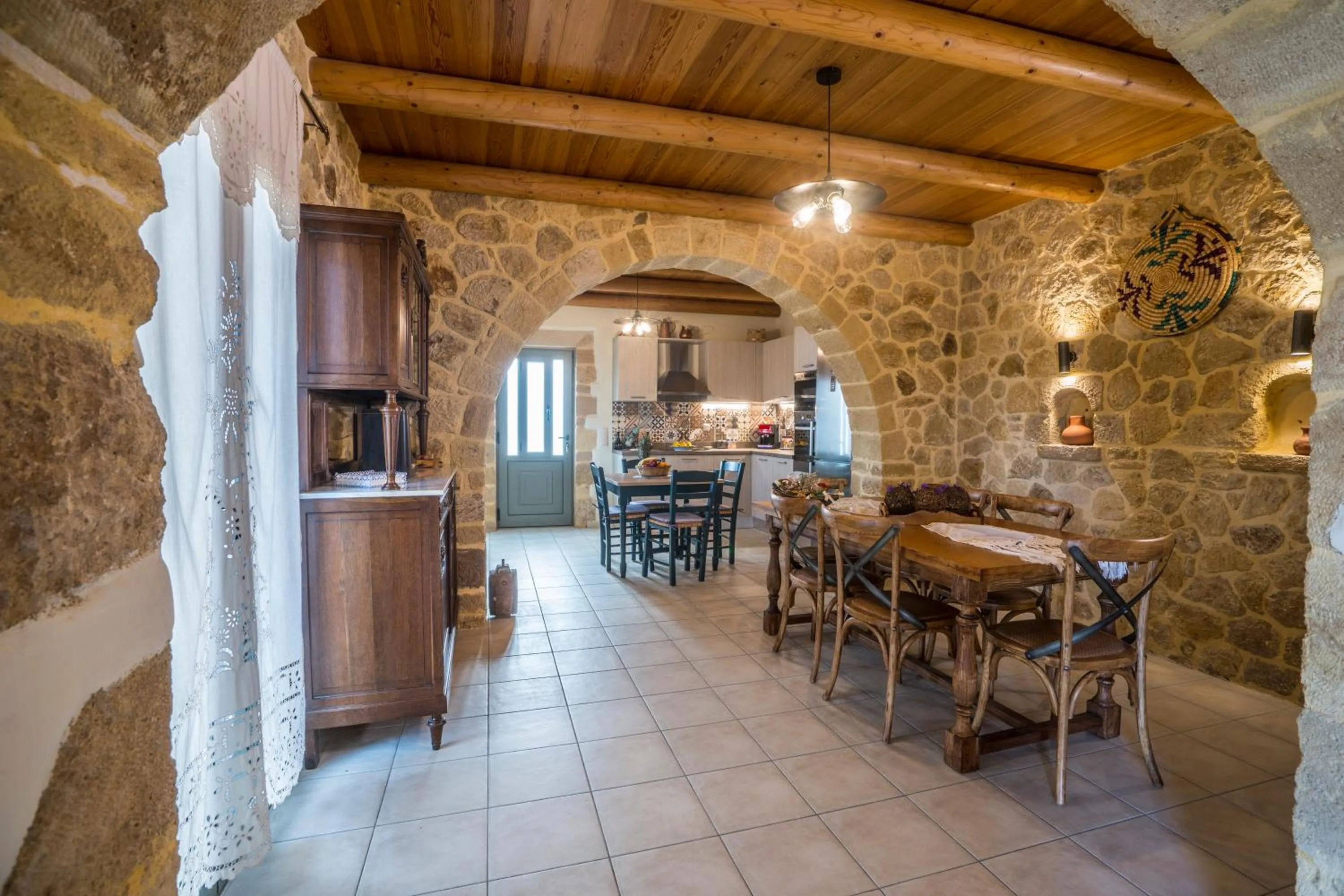 Kitchen or kitchenette in Villa Panareti
