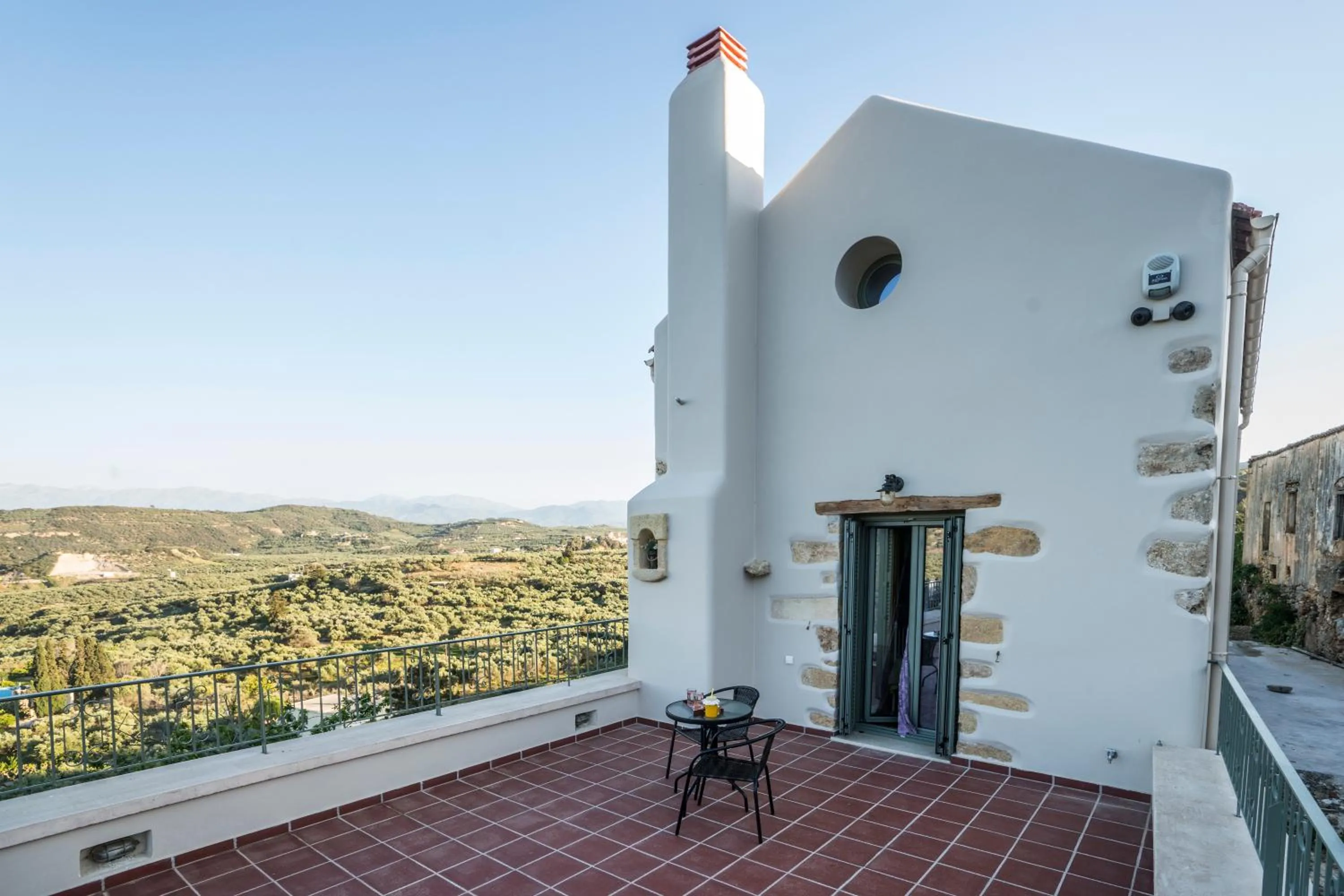 Property building in Villa Panareti