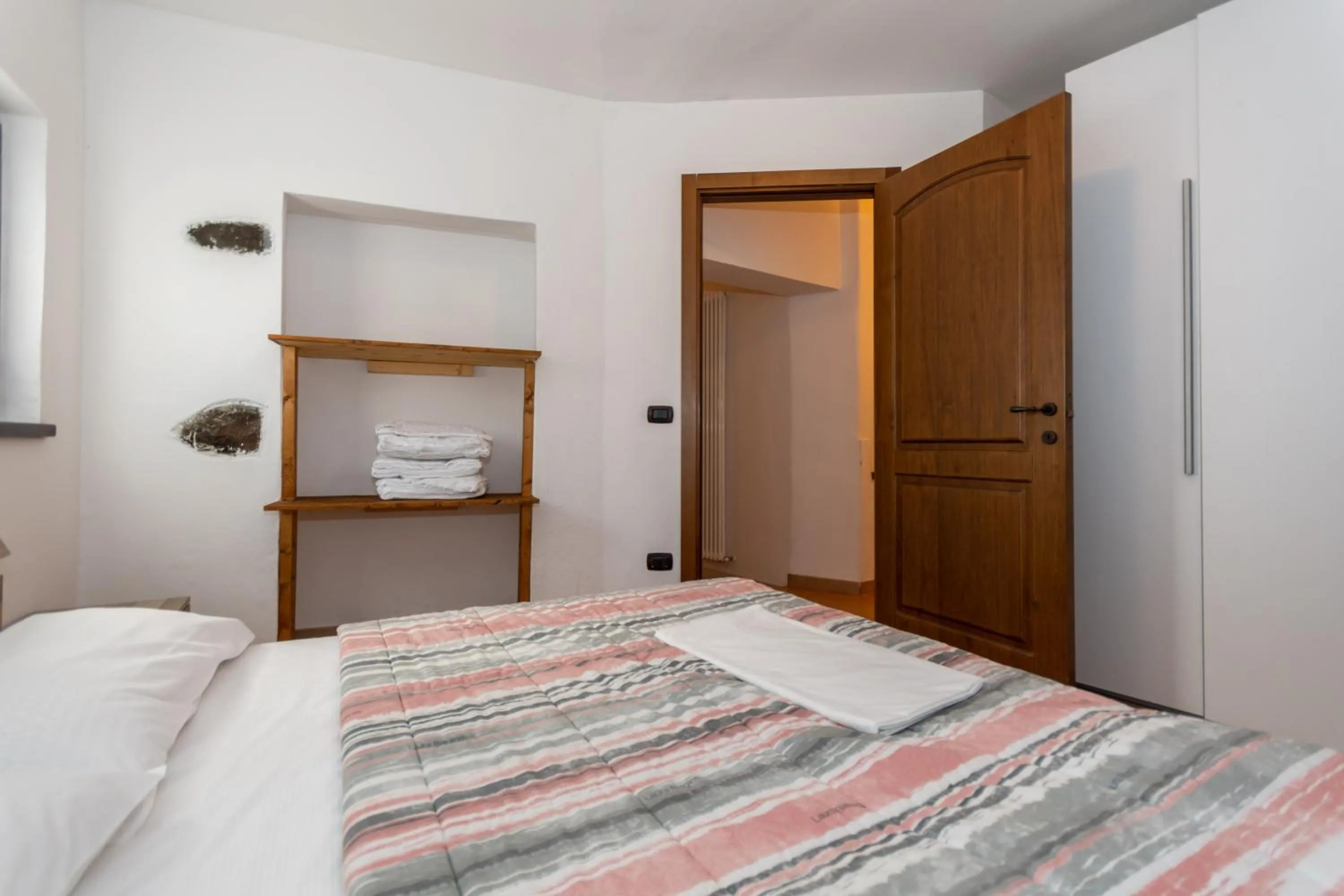 Bedroom, Bed in Villa Simona